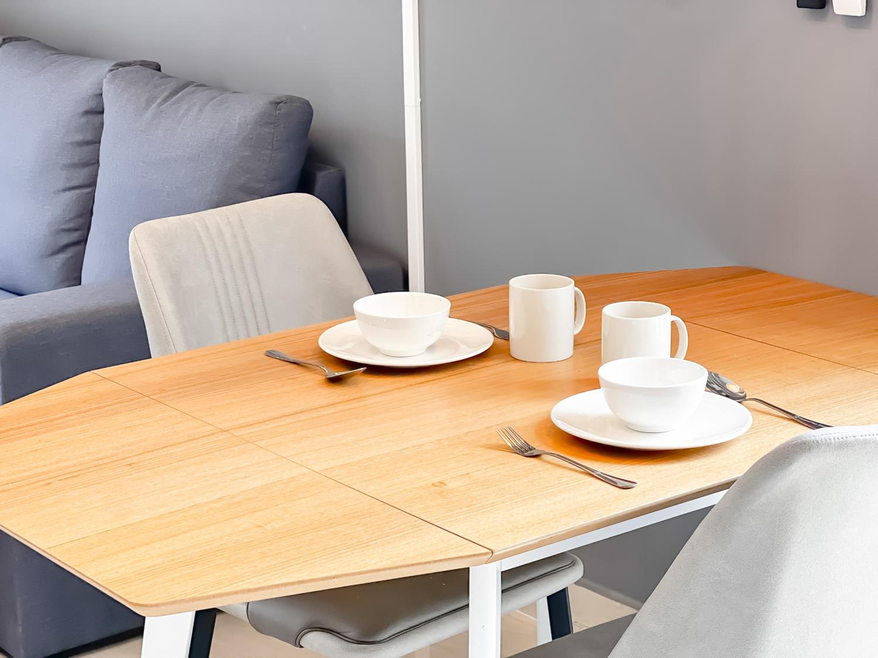 The Luxe by Manhattan Group