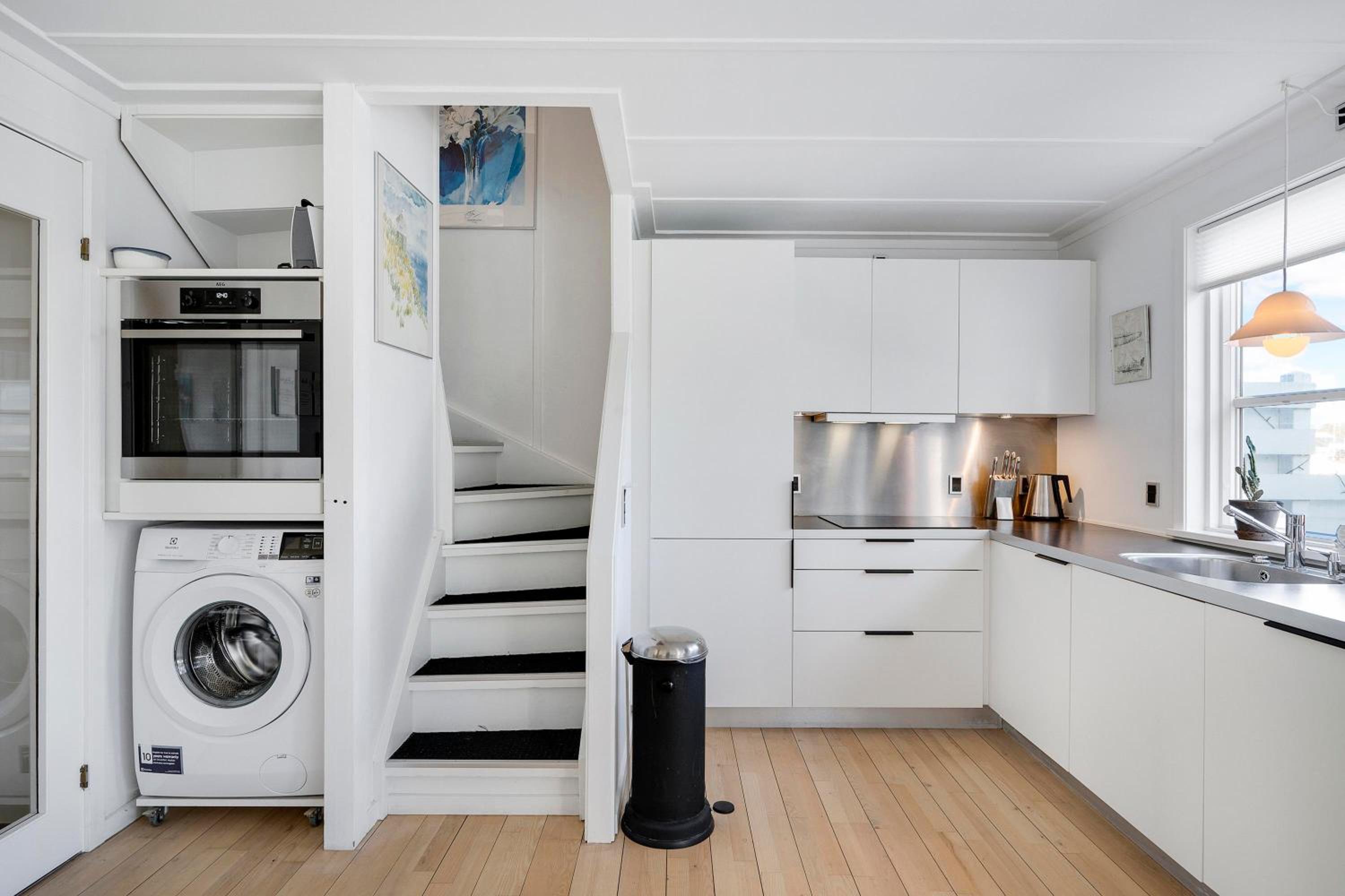 Beautiful Holiday Home Near Øer Maritime Holiday Village For 6 People view 5