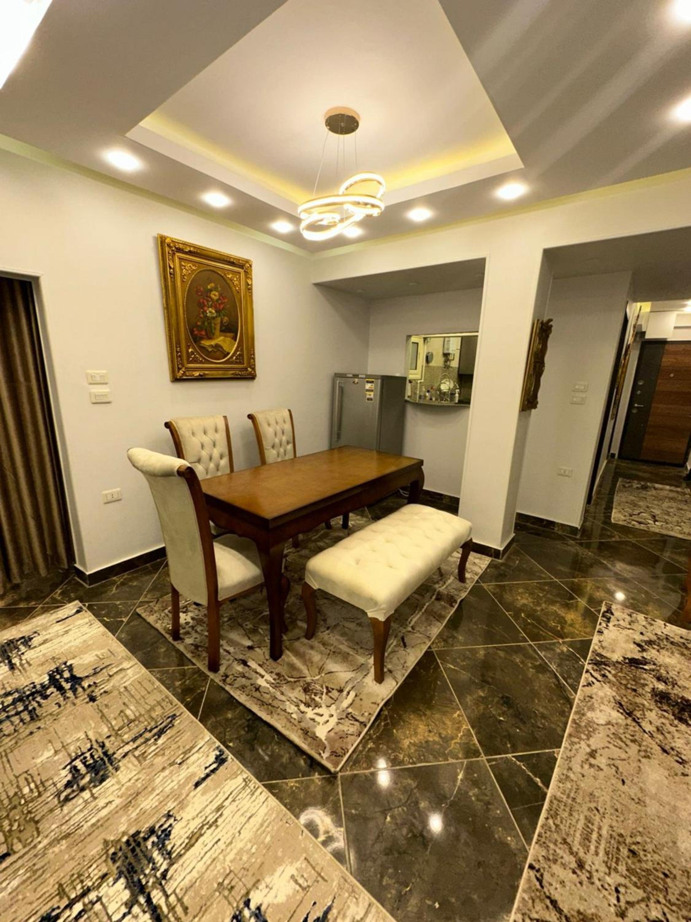 Well-furnished 2BR Apartment in Sphinx Square El Agouza