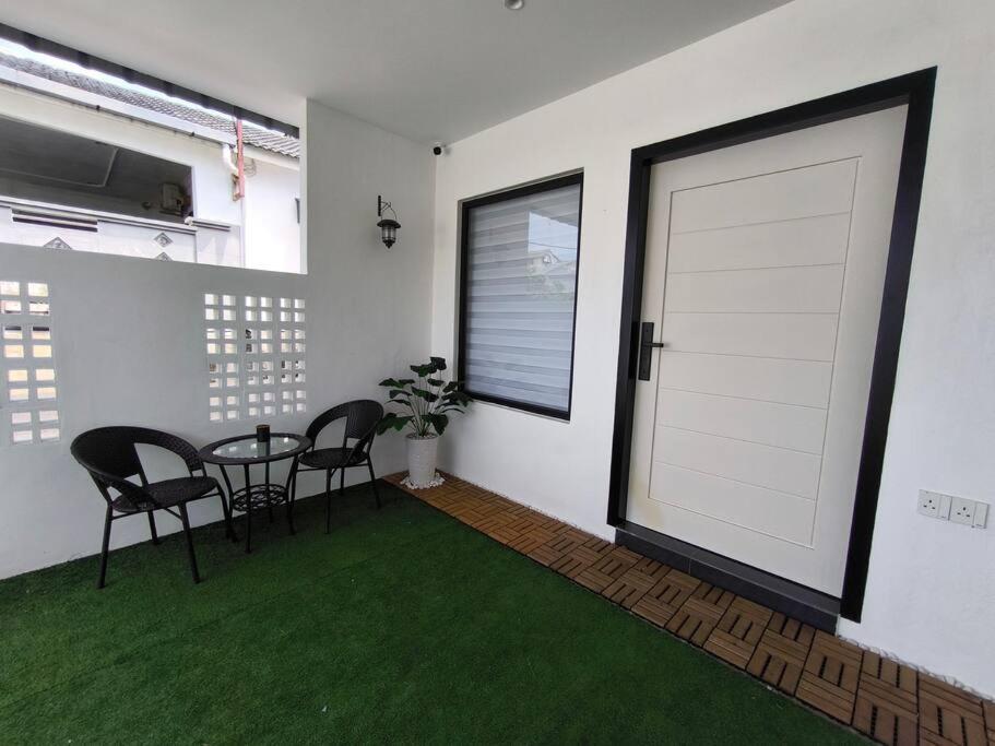 Tiny House Batu Pahat Homestay by Ngio photo 5