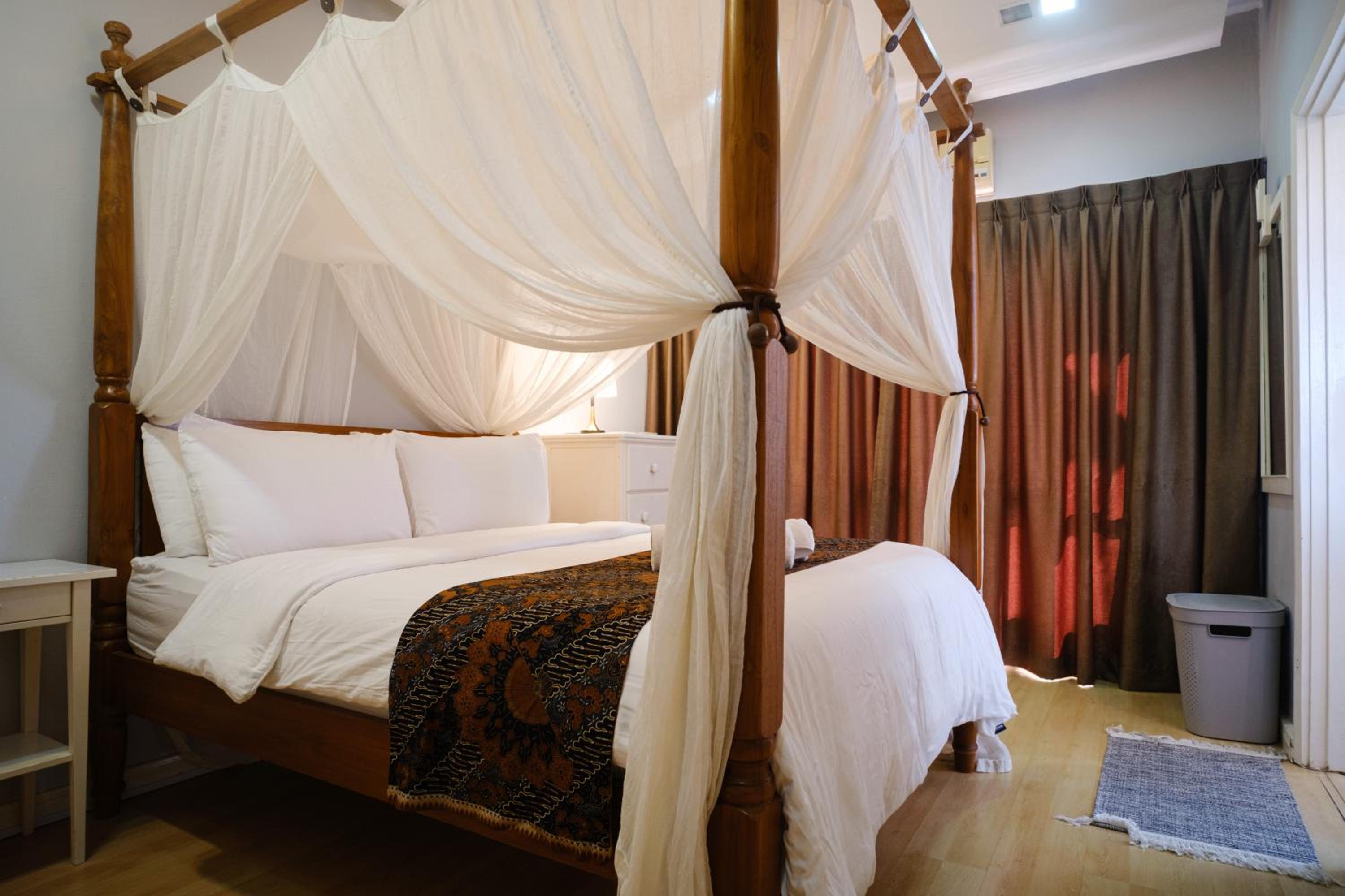 Petronella Apartment C1 Marina Court view 2