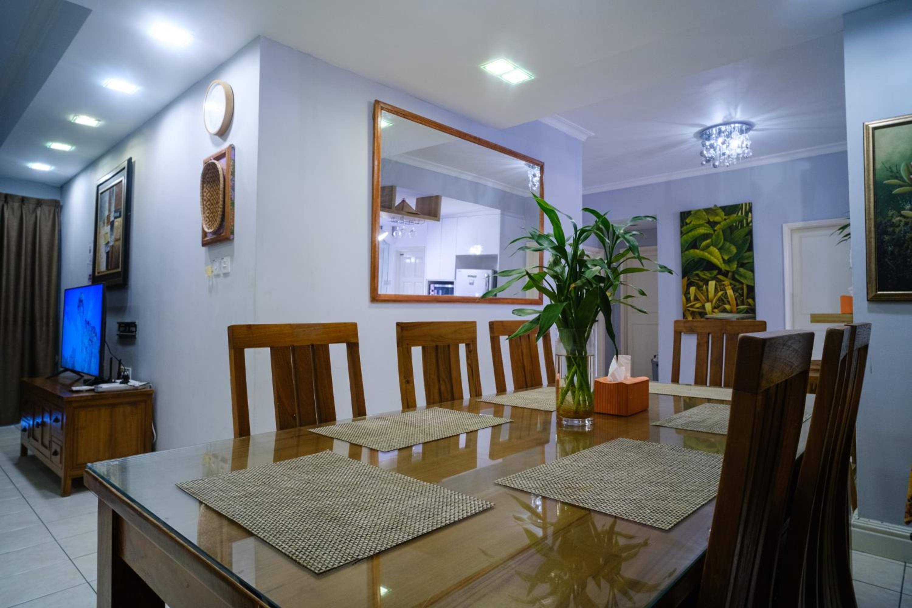 Petronella Apartment C1 Marina Court photo 8