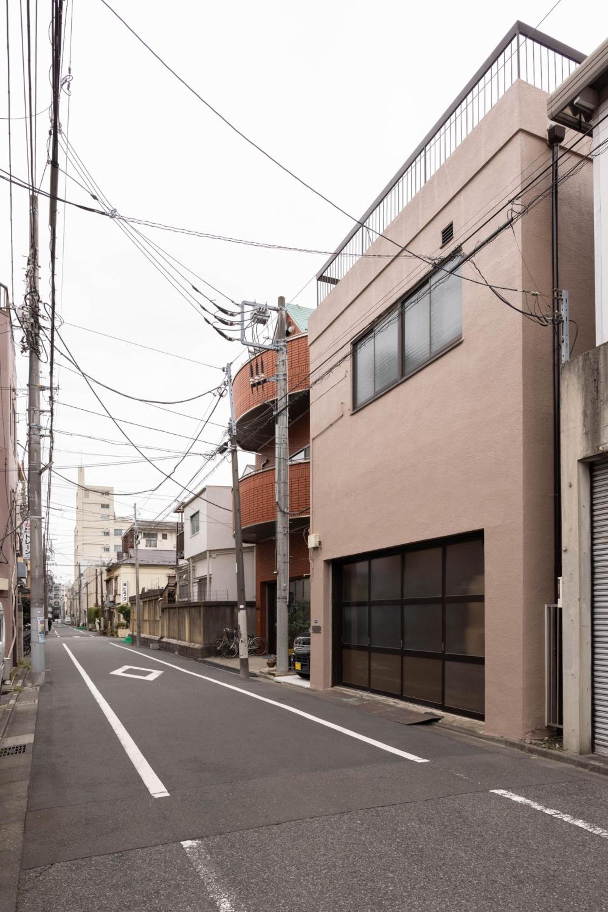 Higashi Komagata Building 2F3F HK23