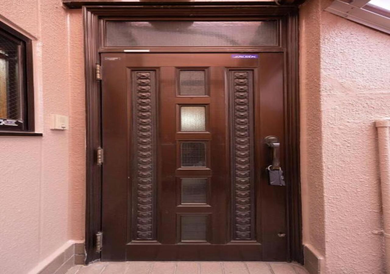 Higashi Komagata Building 2F3F HK23