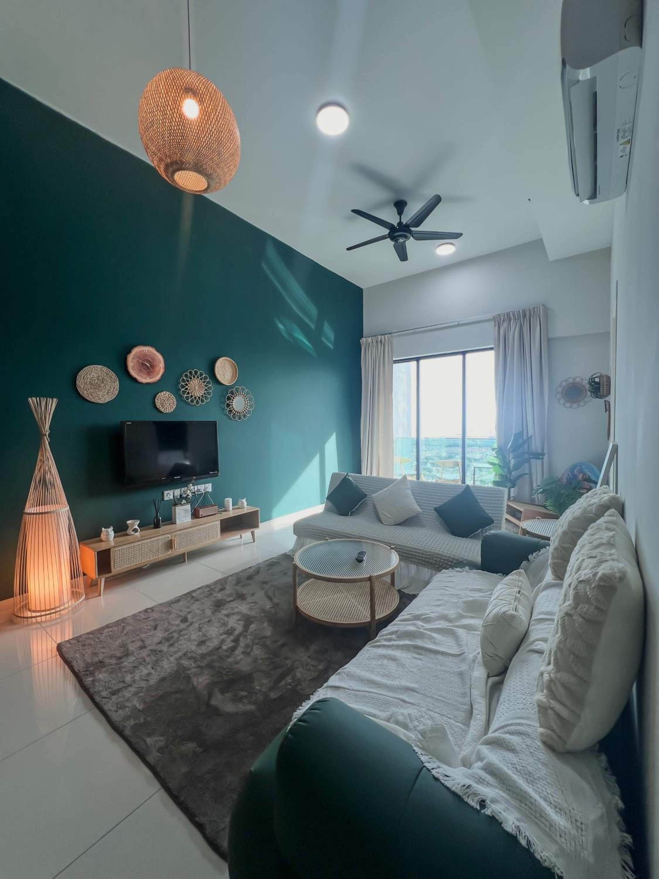 Ong Kim Wee Residence - Sky Green Residence 23 - Balcony with sea view photo 1
