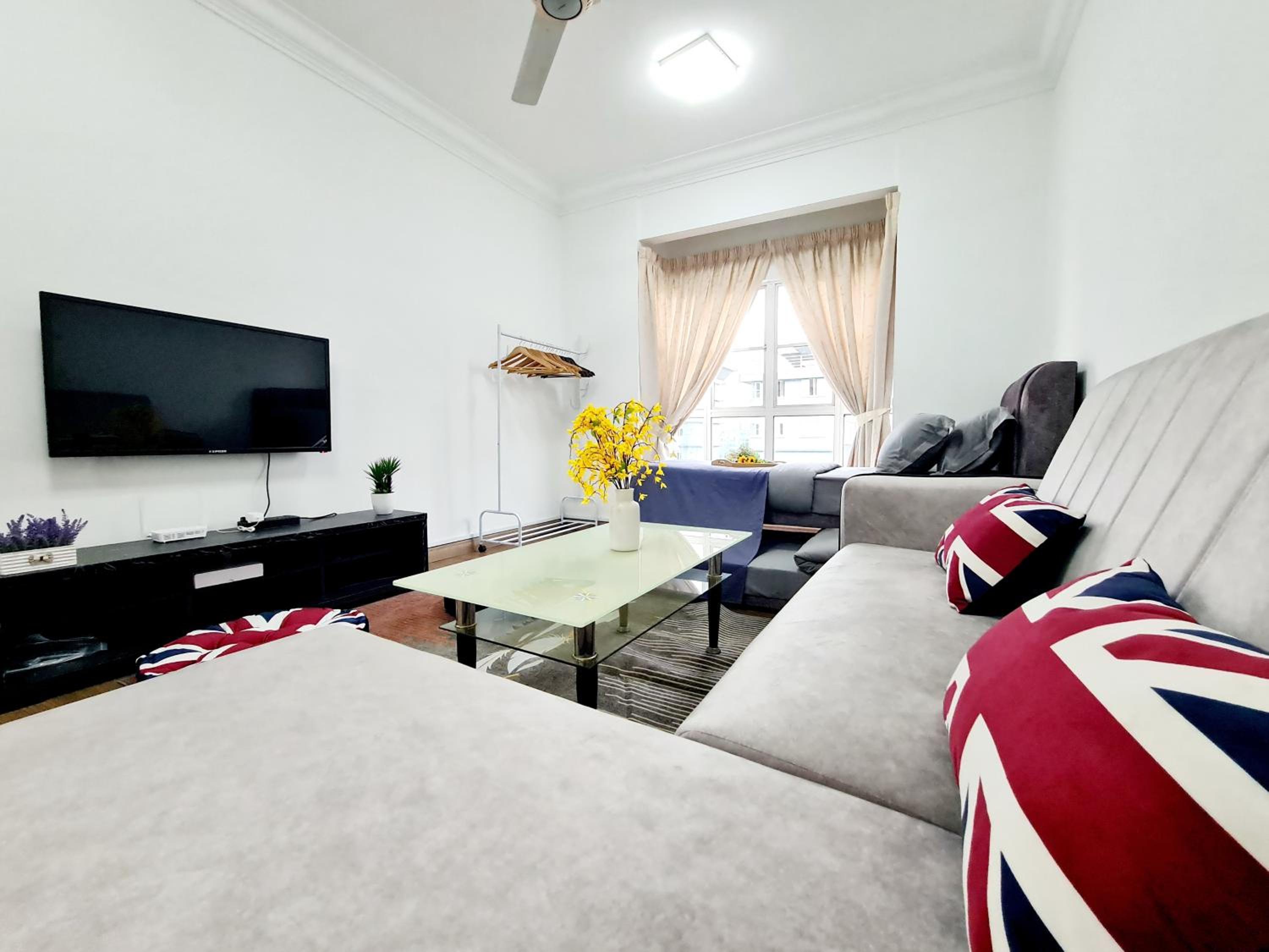 SJMC Taylors Subang Jaya SS16 Nu Empire Subang Parade Sunway Pyramid Lagoon Sunway Hospital LRT KTM photo 3