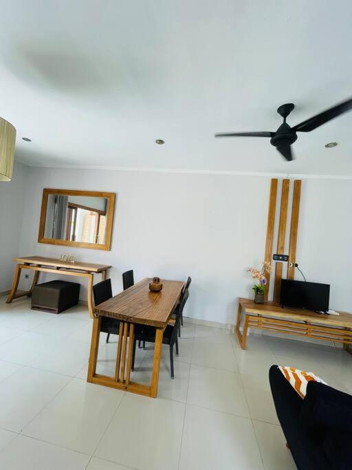 MOOvilla 2 Seminyak, Bali view 5