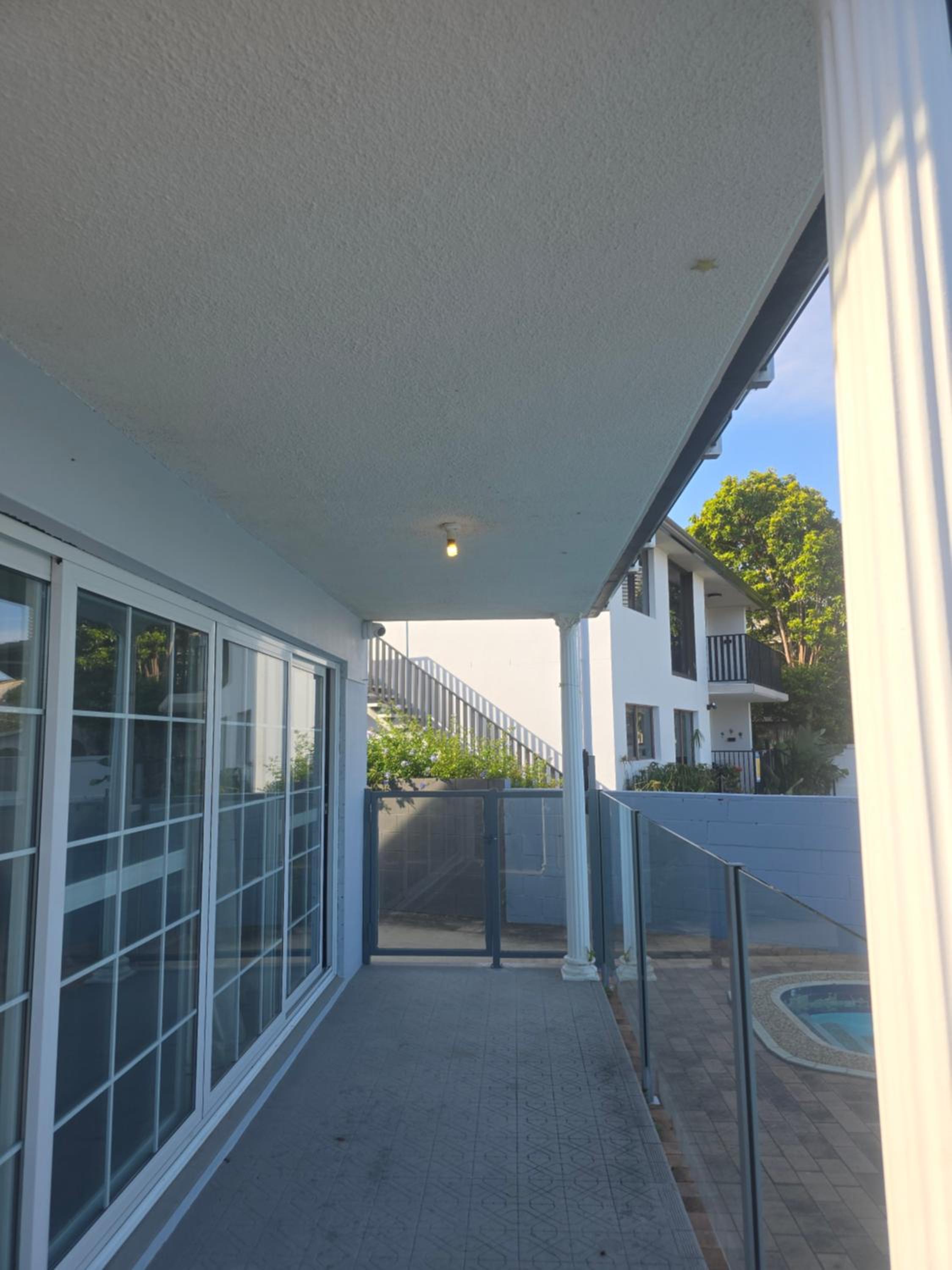 Riverside 4 Bedroom House Unit in Surfers Paradise