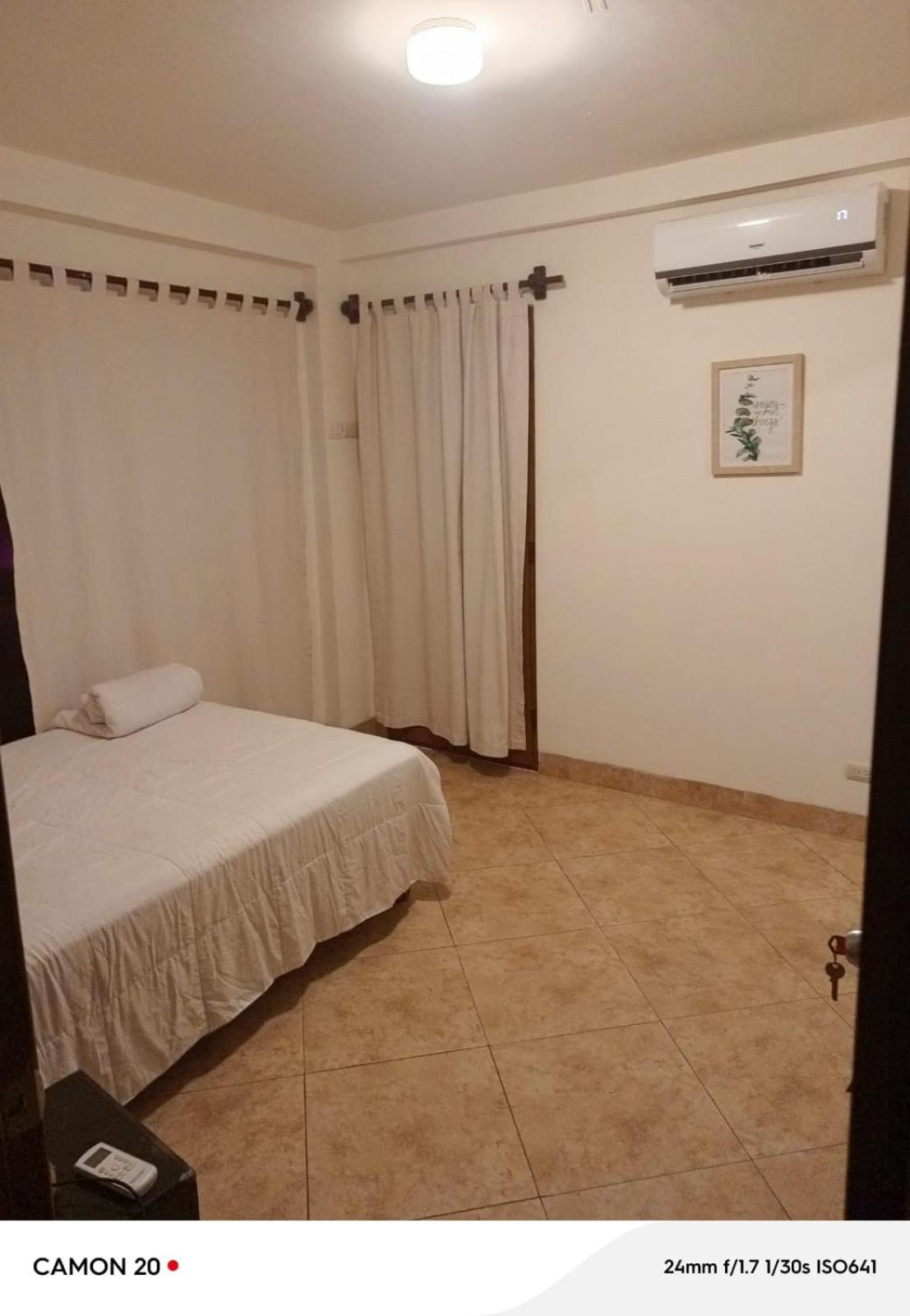 Hostal Pacific Flower