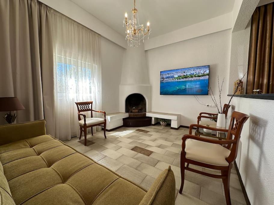 Villa Haroupia