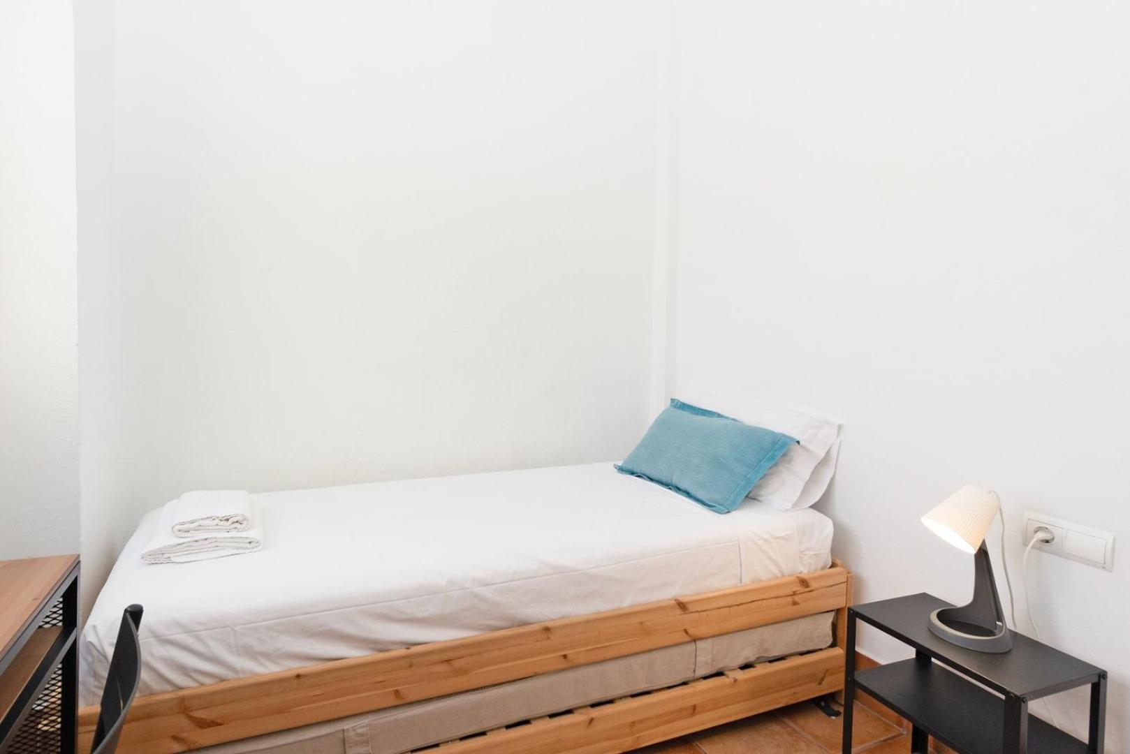 GuestReady - Spacius flat in the heart of Valencia view 5