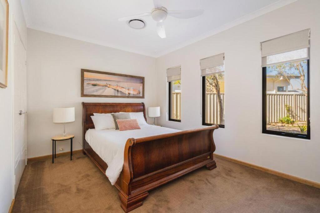 Oakmont Villa Private Escape on golf course