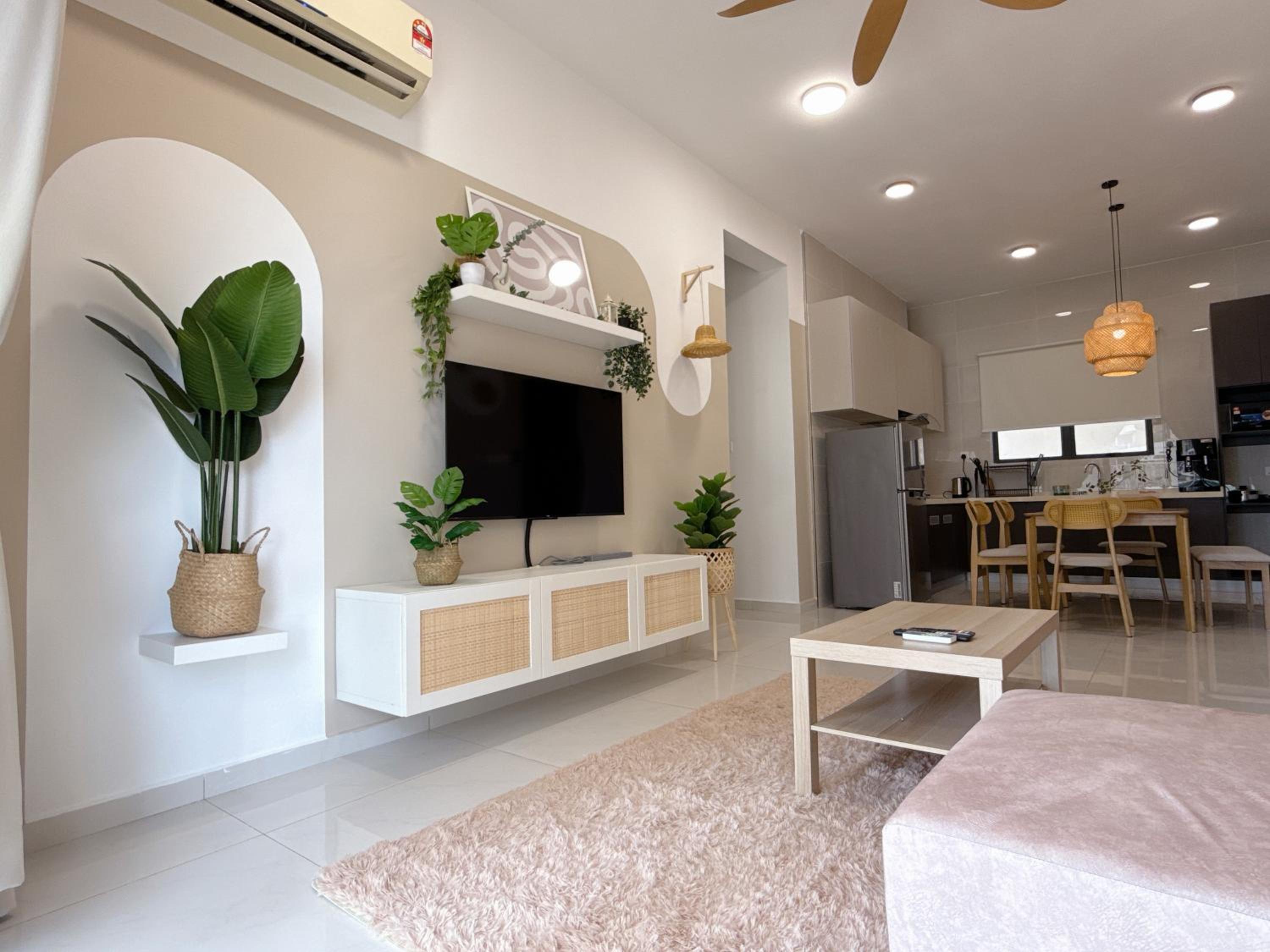Kings Bay Country Garden Danga Bay by Cactus Homestay