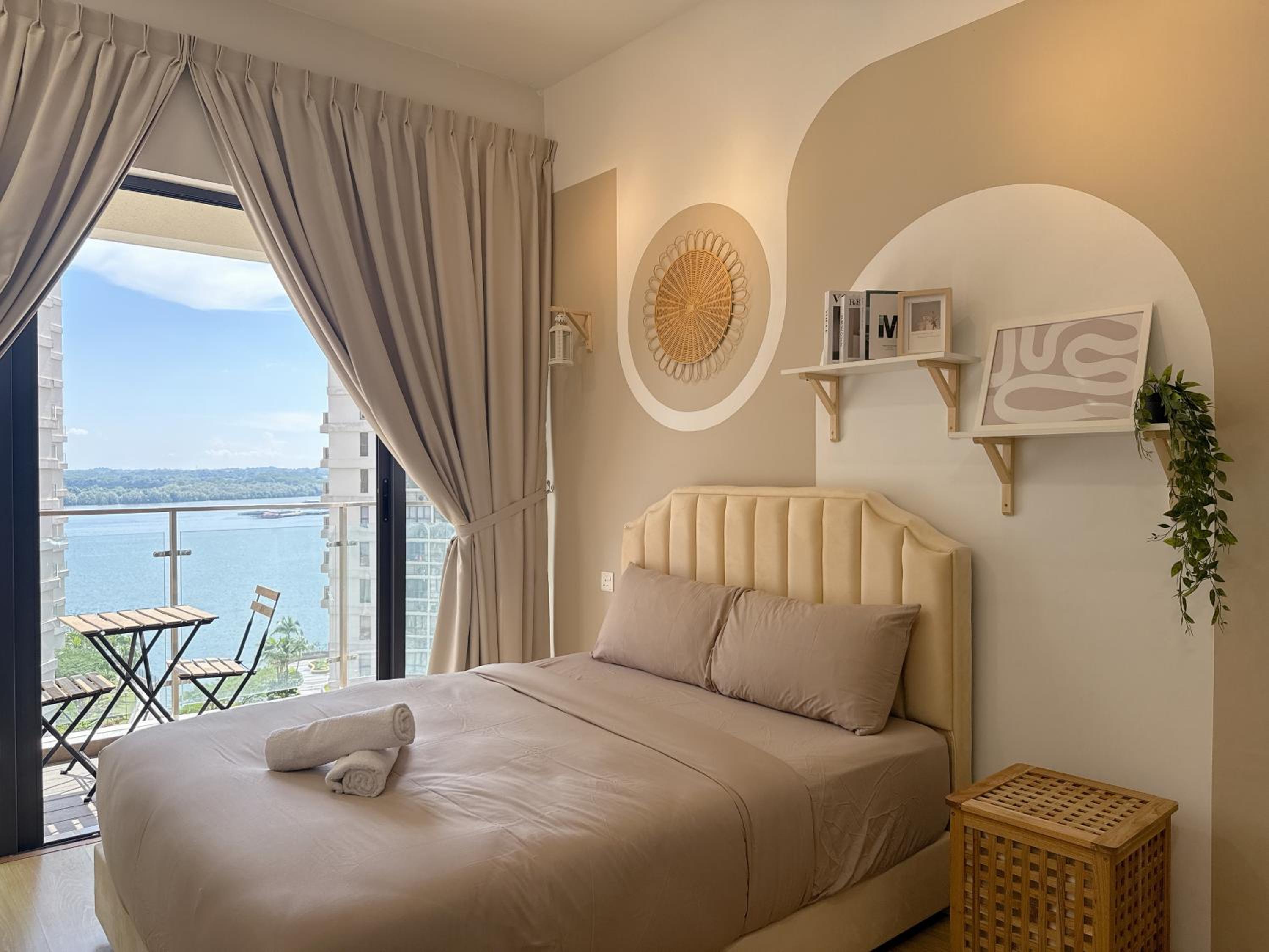 Kings Bay Country Garden Danga Bay by Cactus Homestay