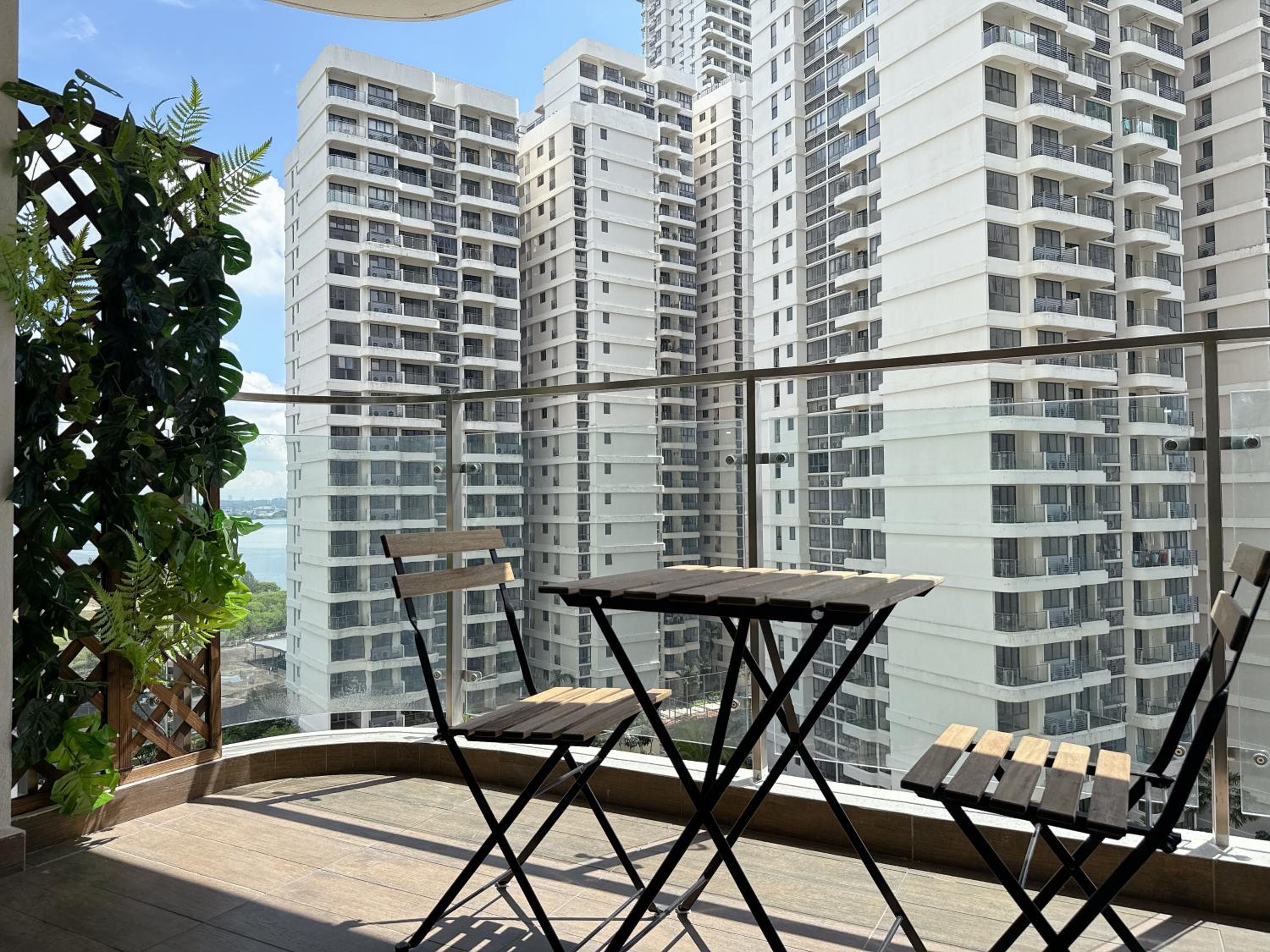 Kings Bay Country Garden Danga Bay by Cactus Homestay