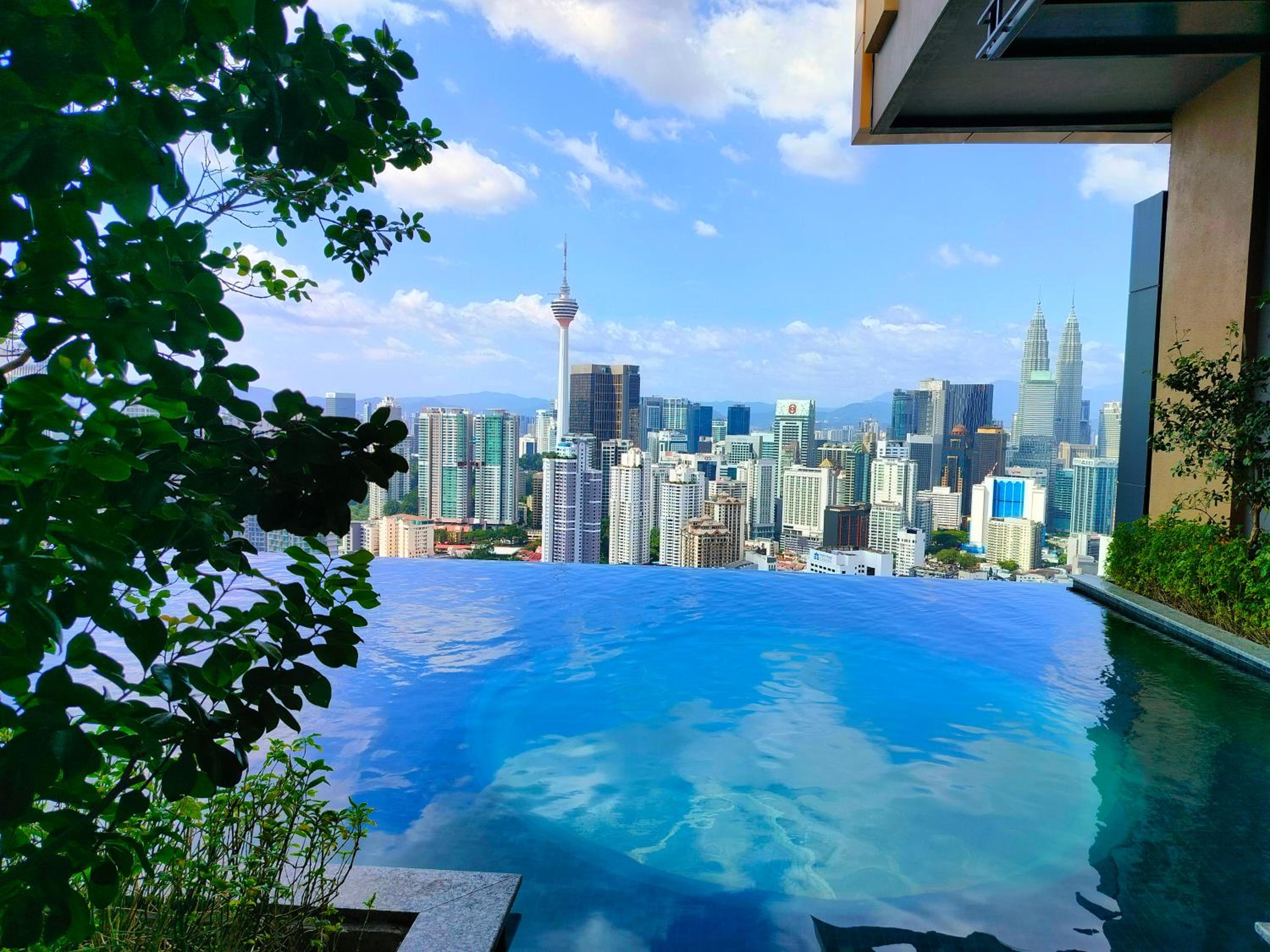 Lucentia Residence Has an Amazing pool