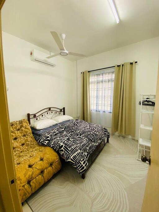 Homestay Tok Noor - Benut photo 5