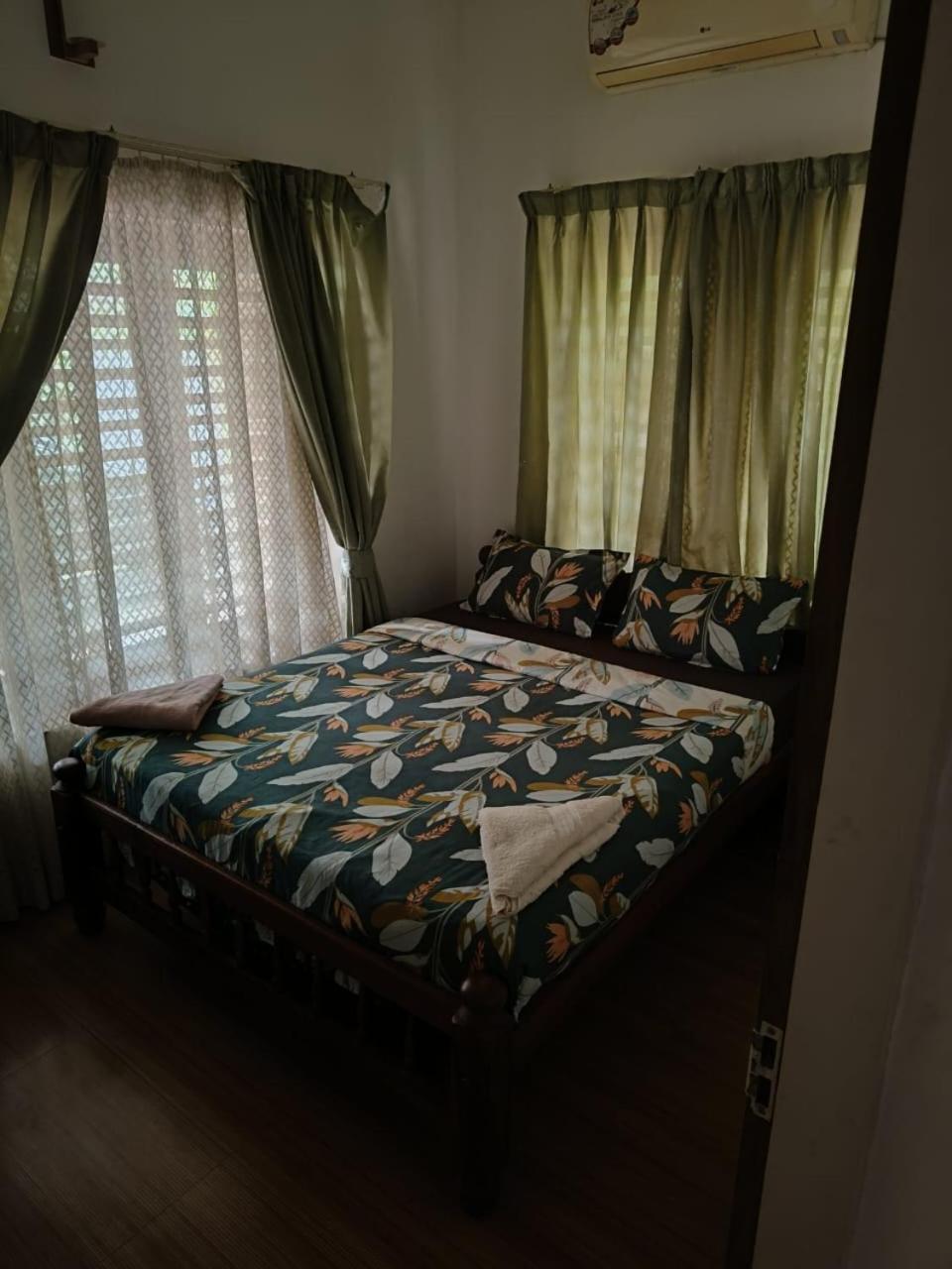 Photo 28