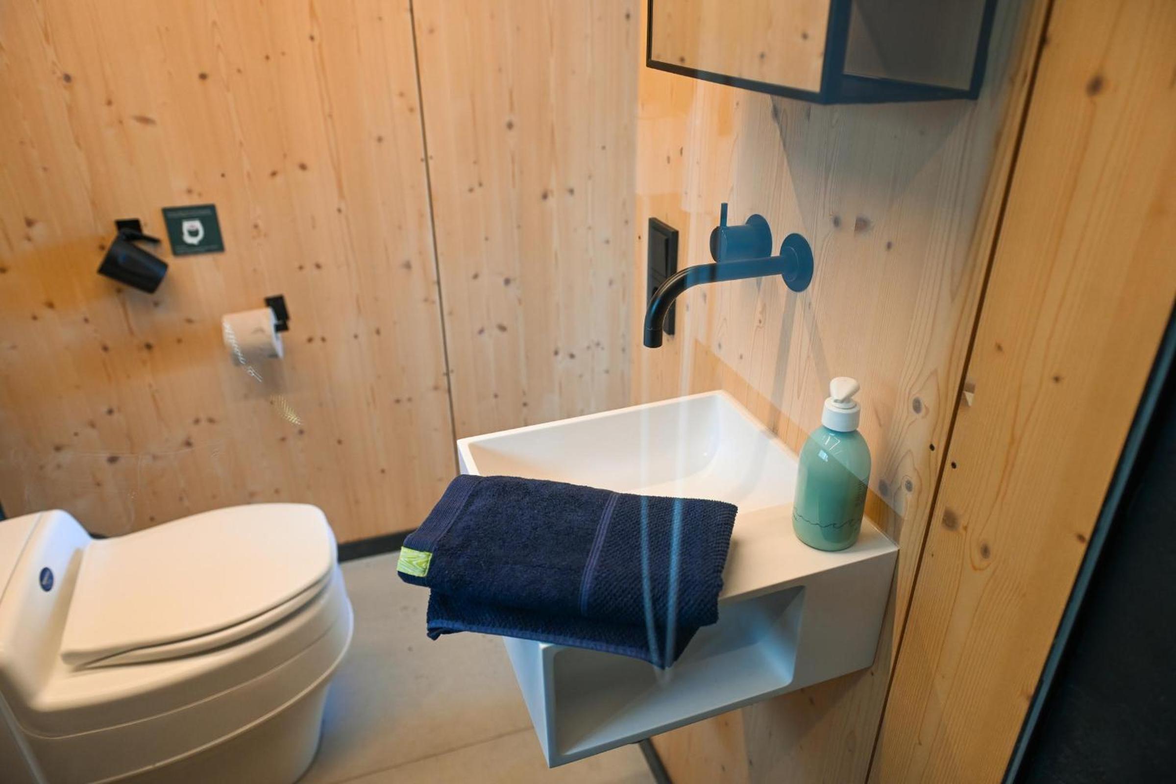 Tiny House Pioneer 5 - Green Tiny Spot Friesland view 5