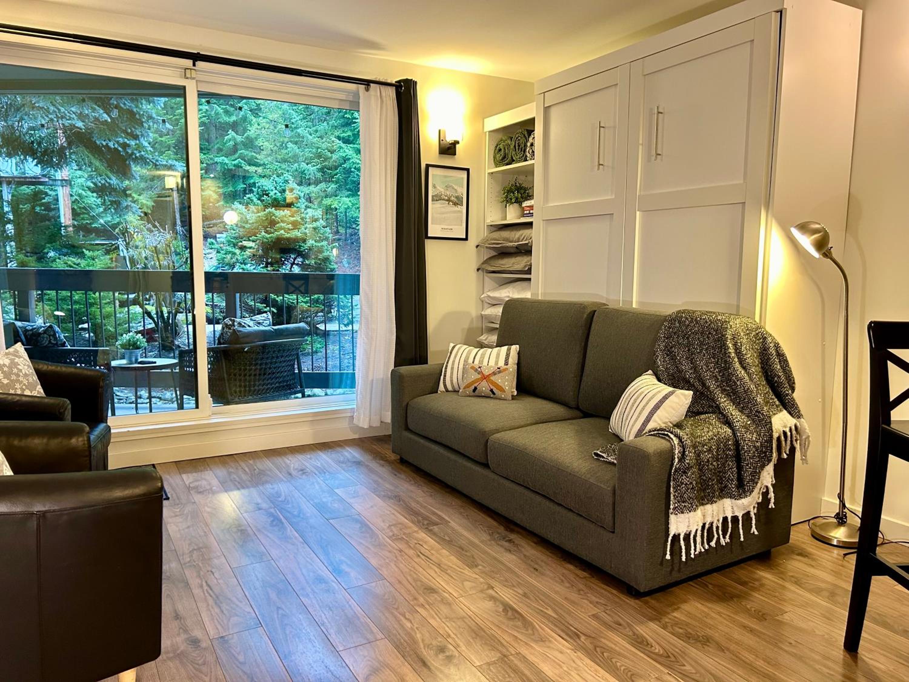 Cozy Whistler Highland Ski Nook