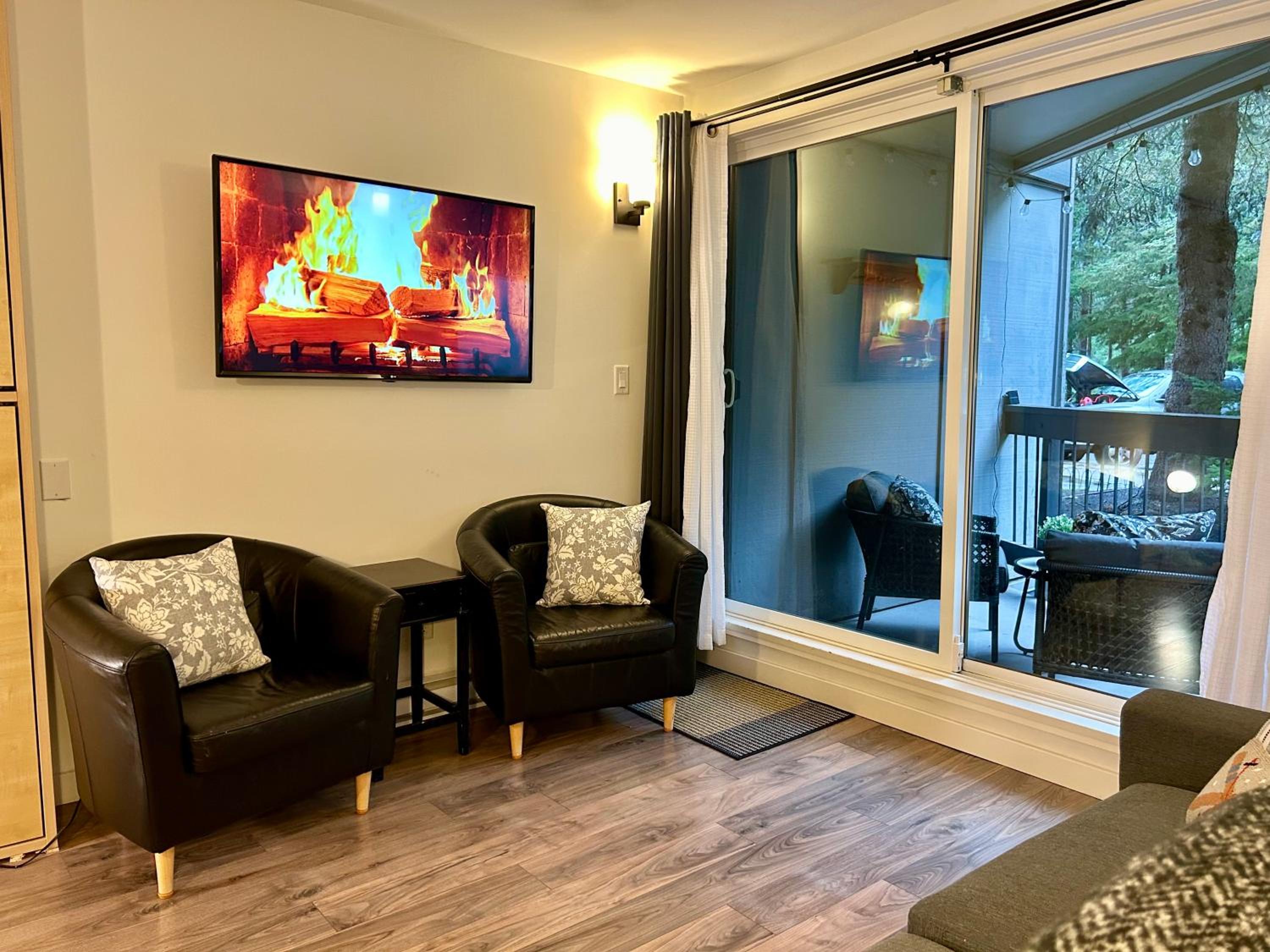 Cozy Whistler Highland Ski Nook