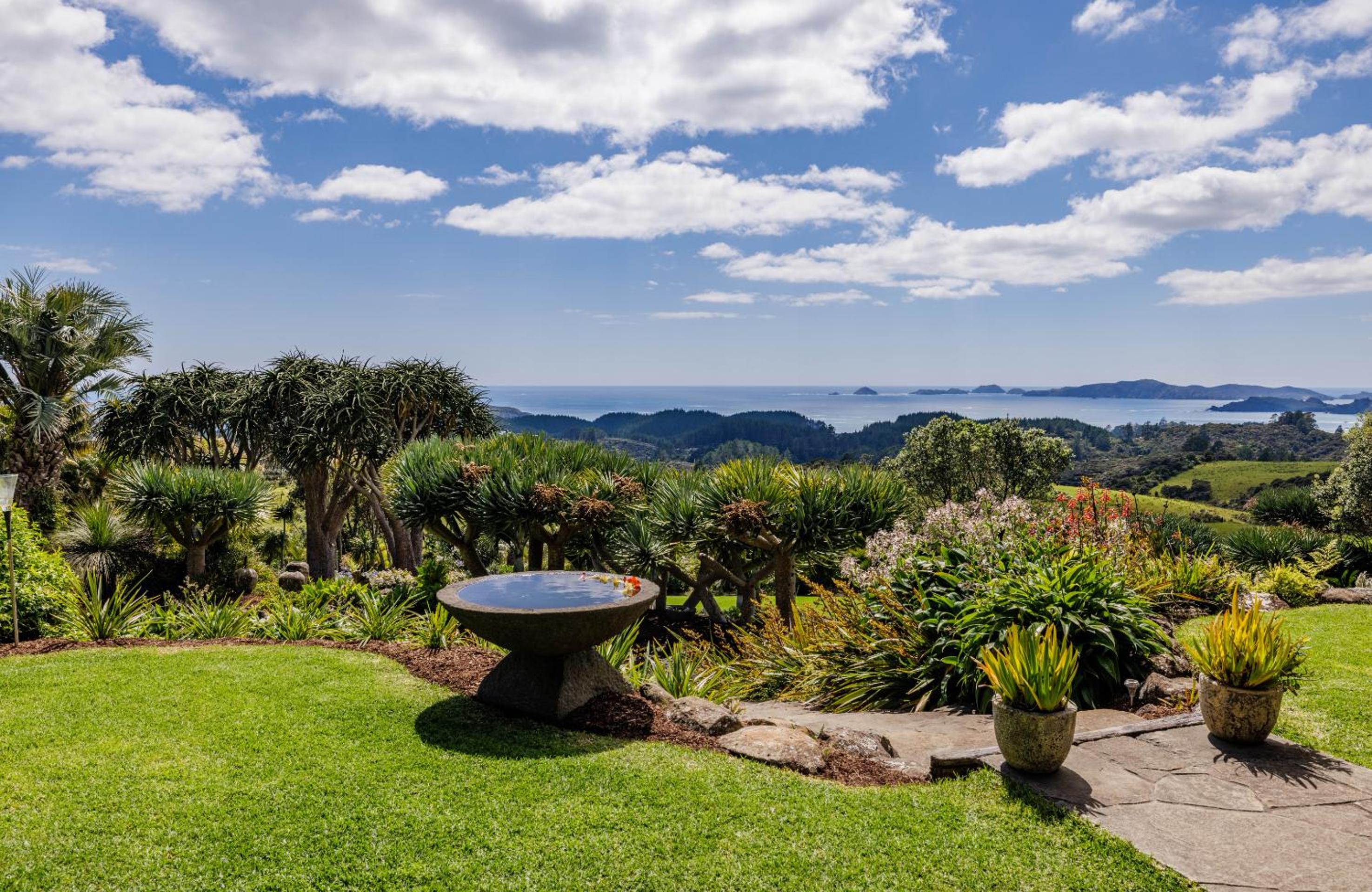 The Green House - Bay of Islands Holiday Home