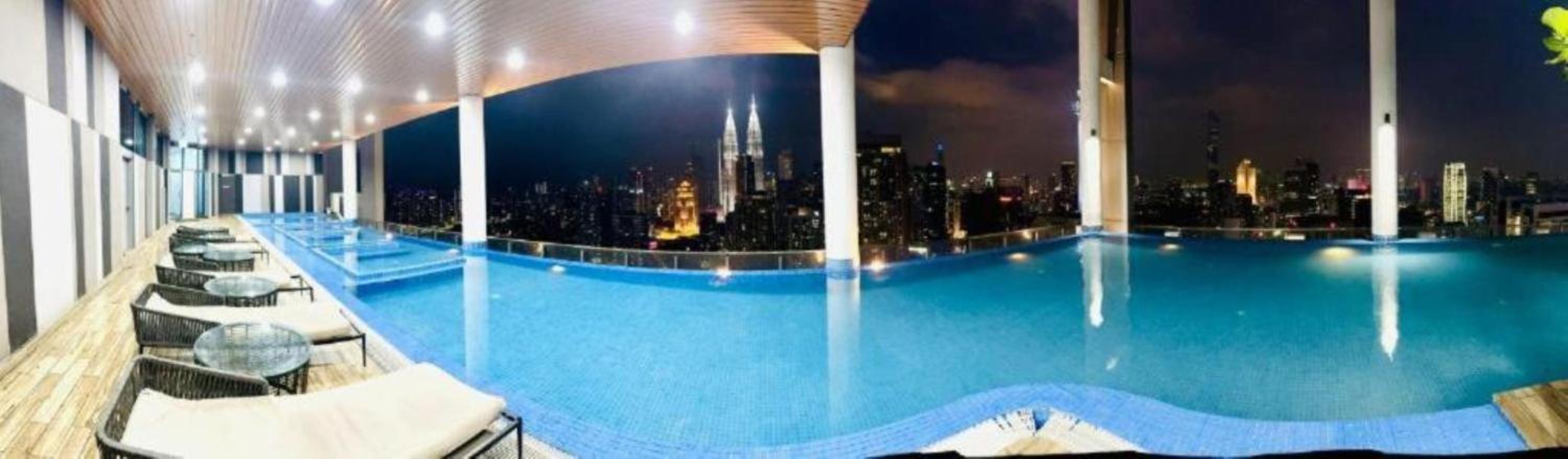 The Luxe Colony KLCC by Sky Pool
