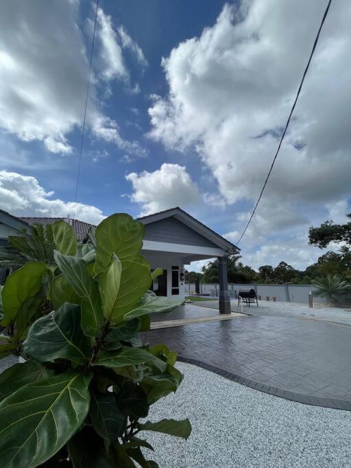 SinggahTamu Private Pool Retreat Unit 2