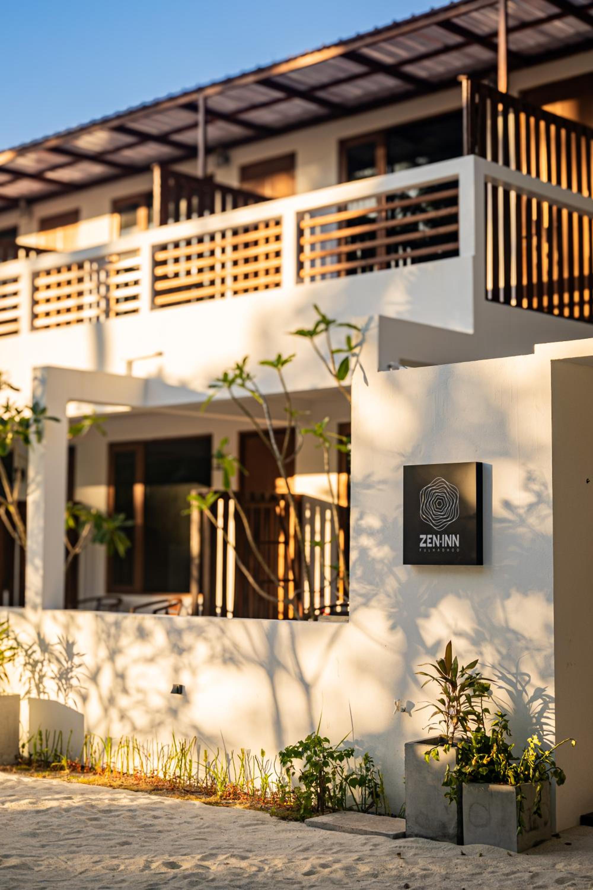 Zen Inn Fulhadhoo photo 1