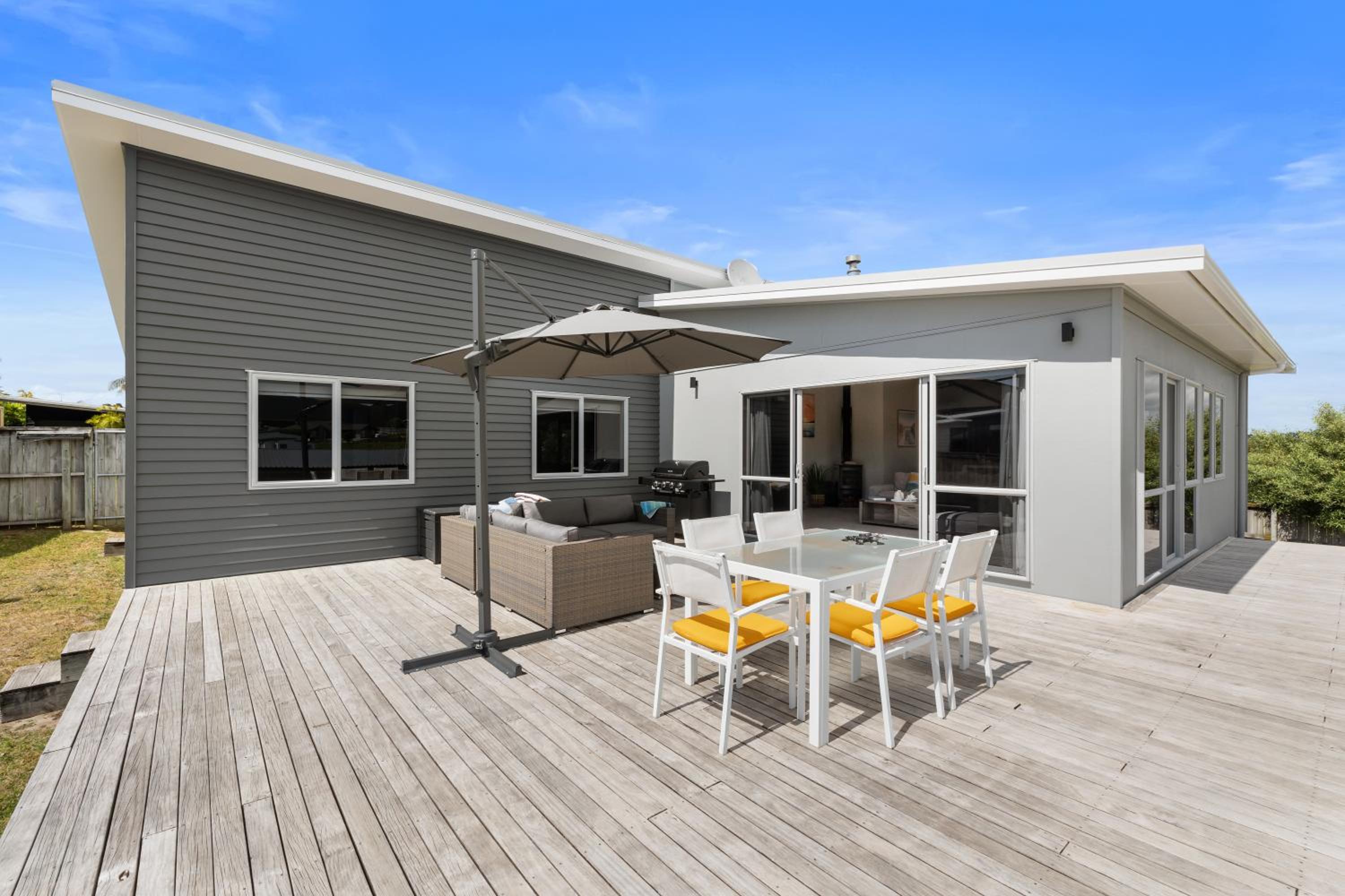 Mangawhai Bach