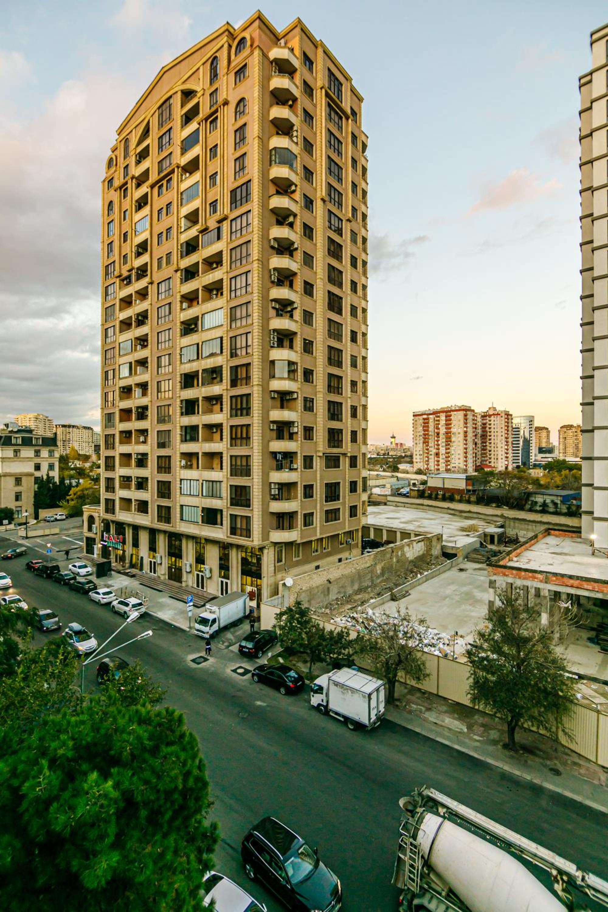 Deluxe Apartment 178