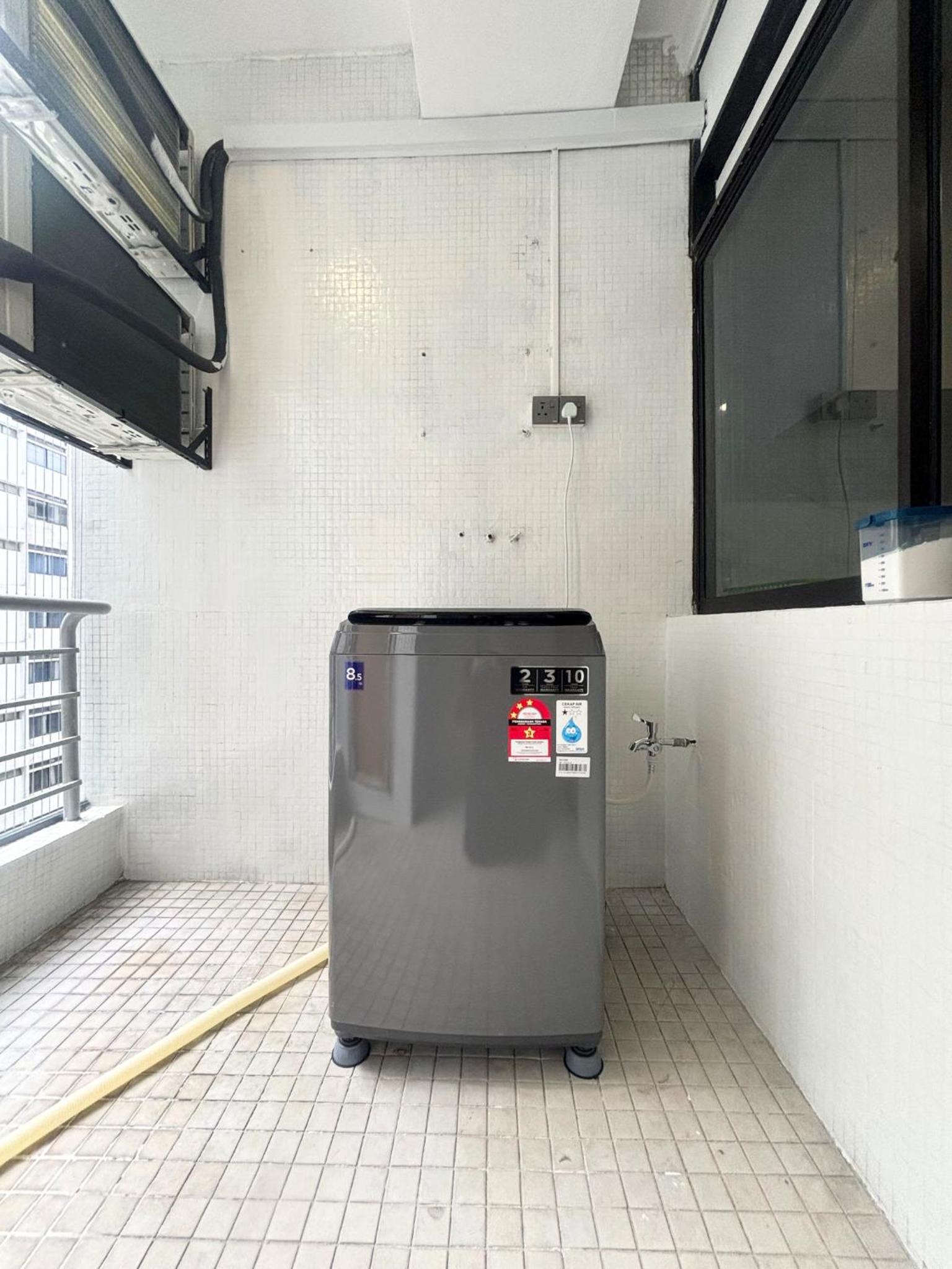 3R12Pax Fahrenheit88 C15-19 Opposite Pavilion KL Bukit Bintang TRX 2BR7Pax