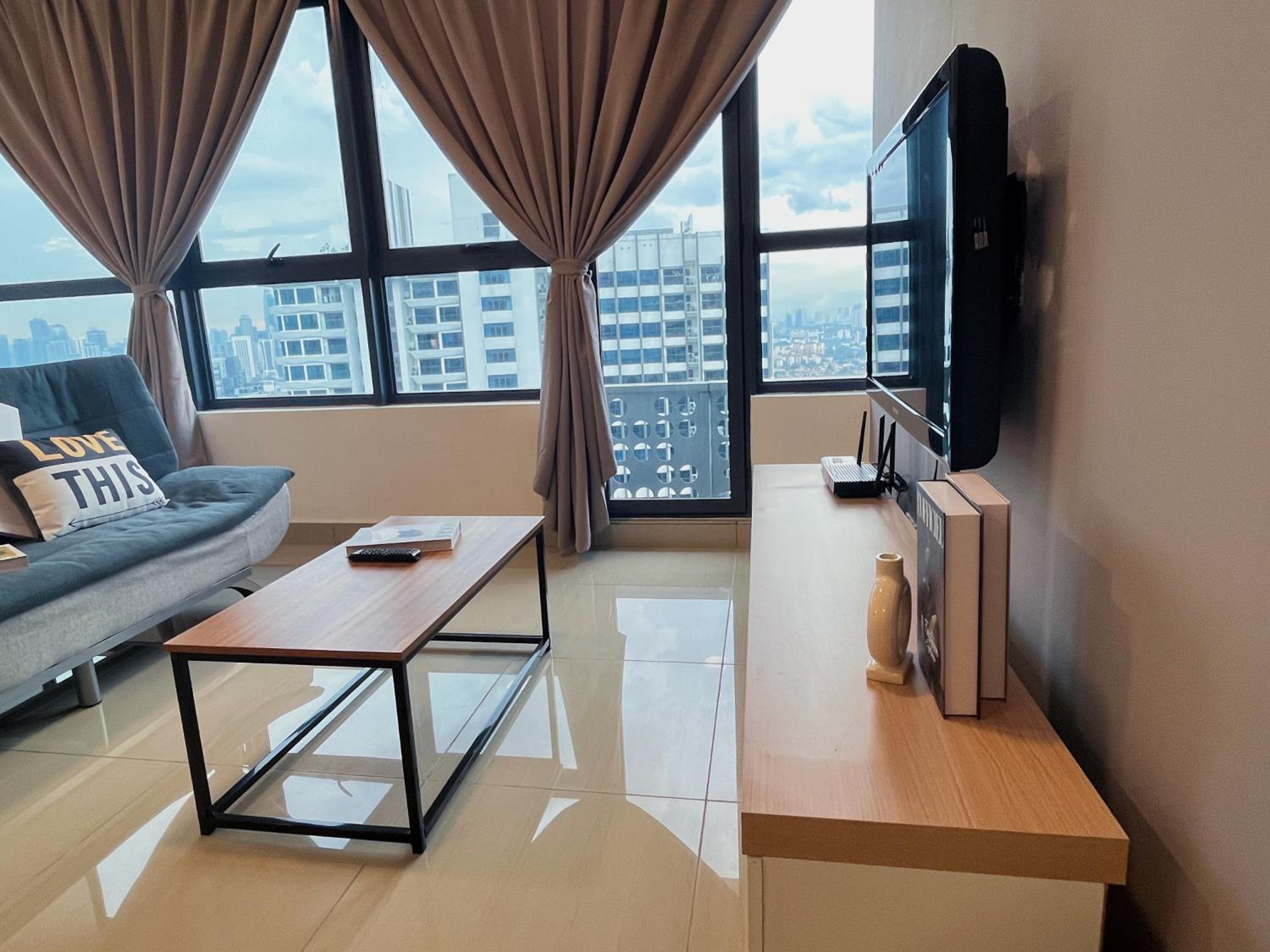 Arte Plus by Manhattan Group