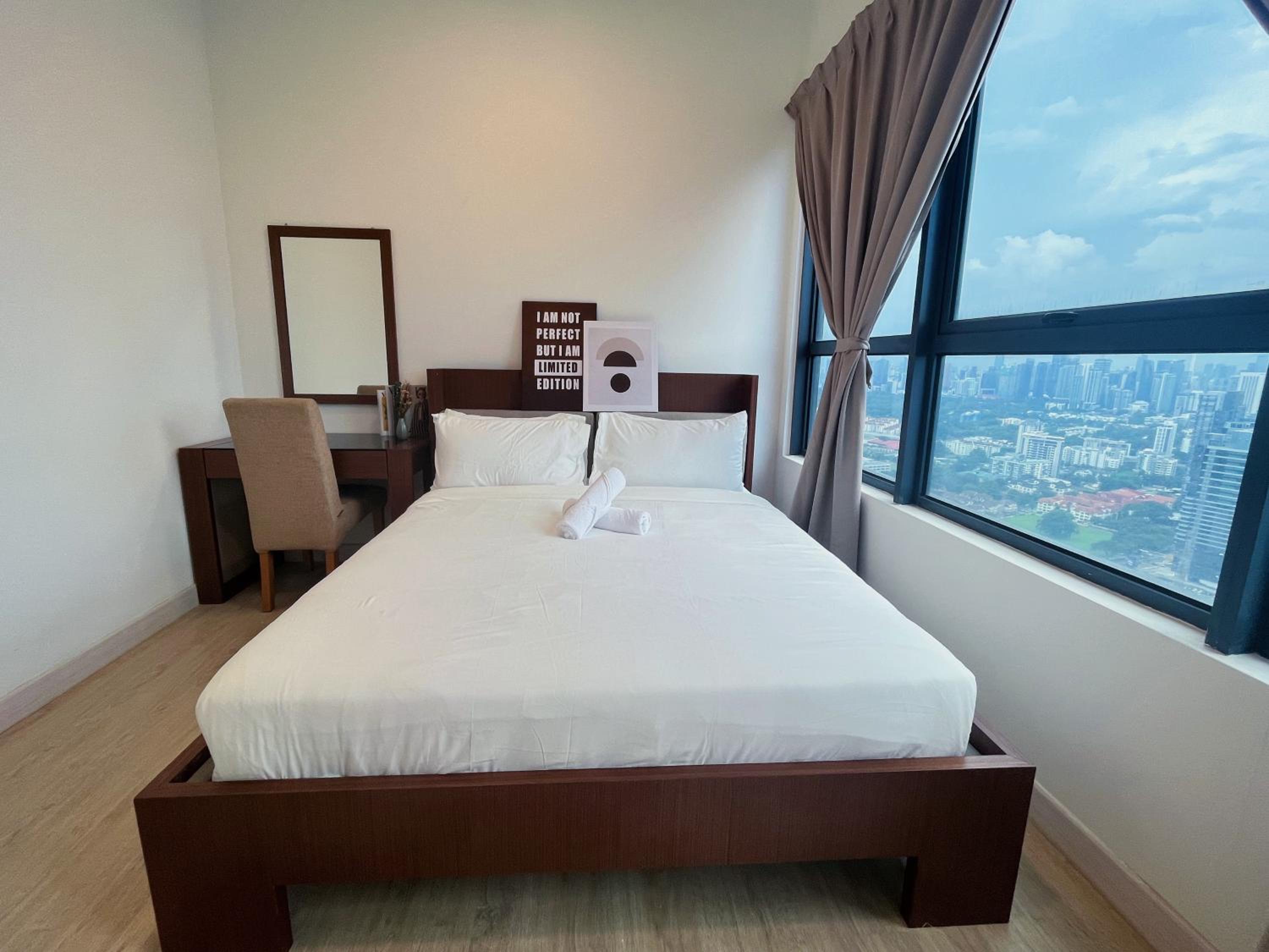 Arte Plus by Manhattan Group