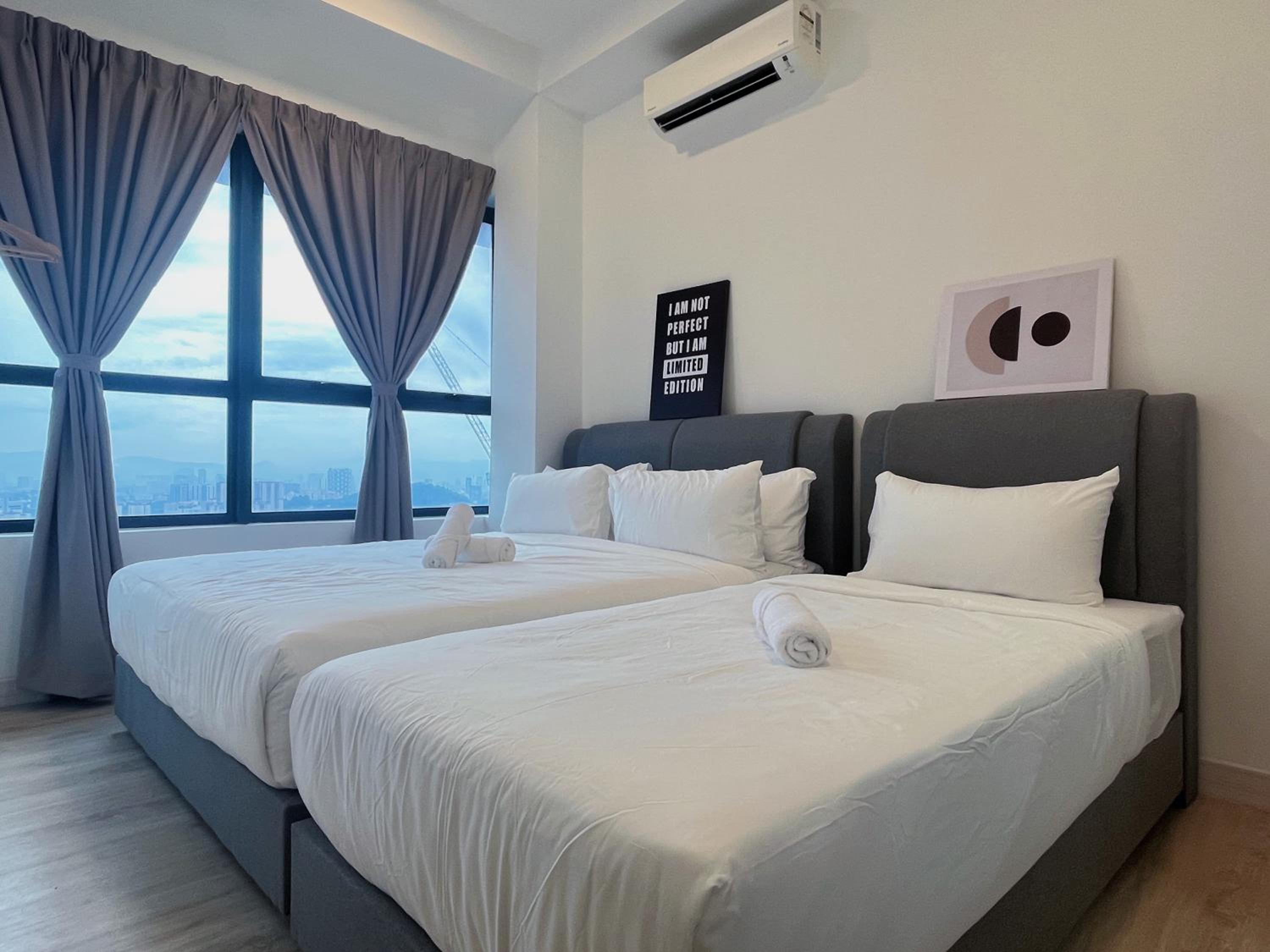 Arte Plus by Manhattan Group