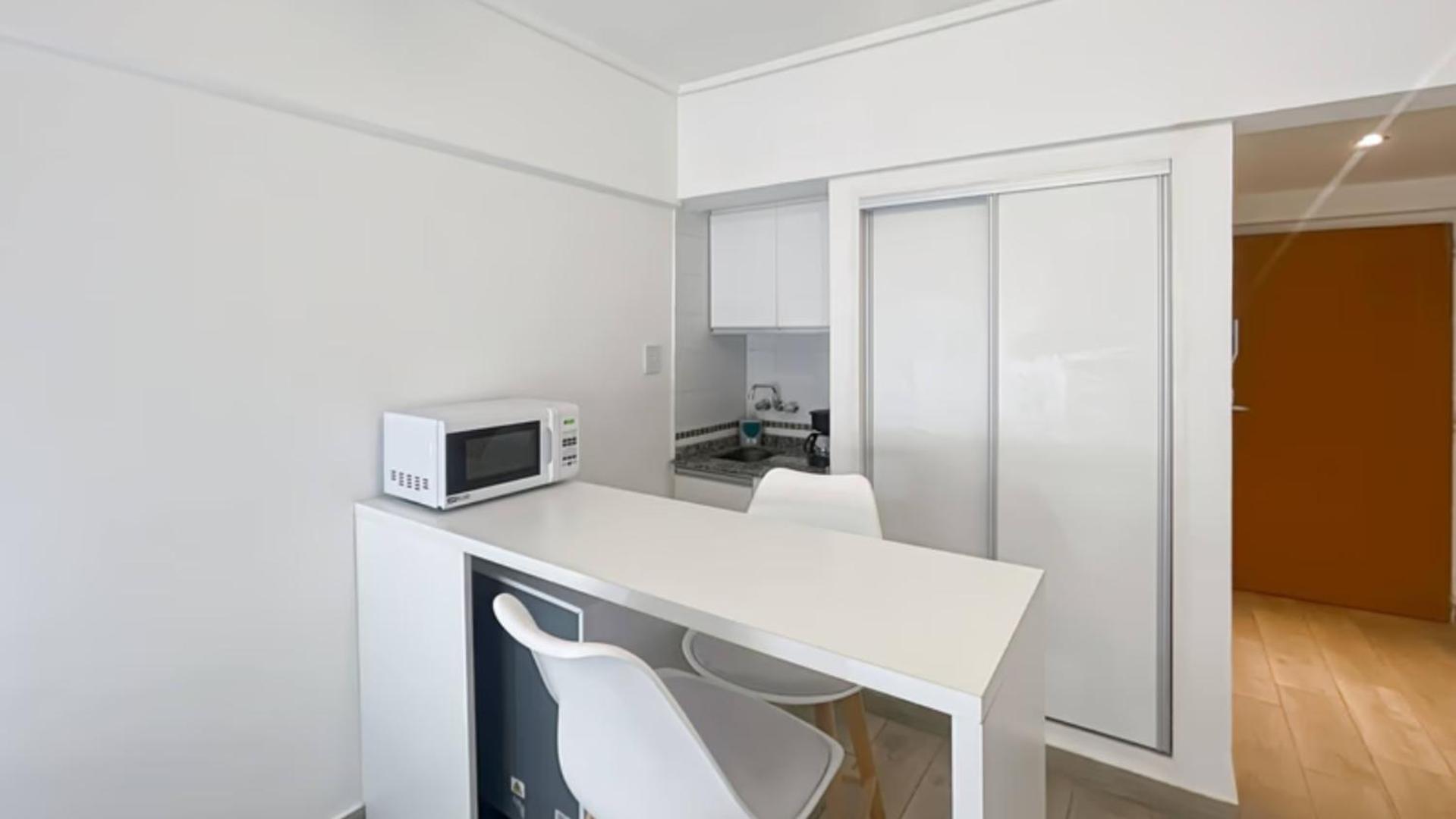 Modern Studio with Amenities in the Heart of the City -U9