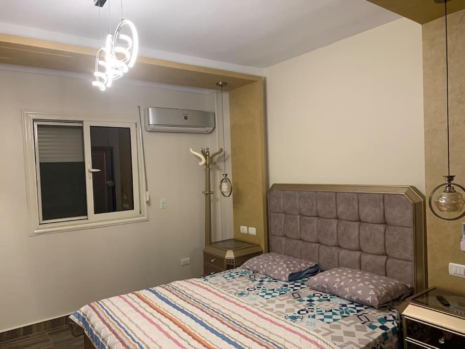Private and golden flat