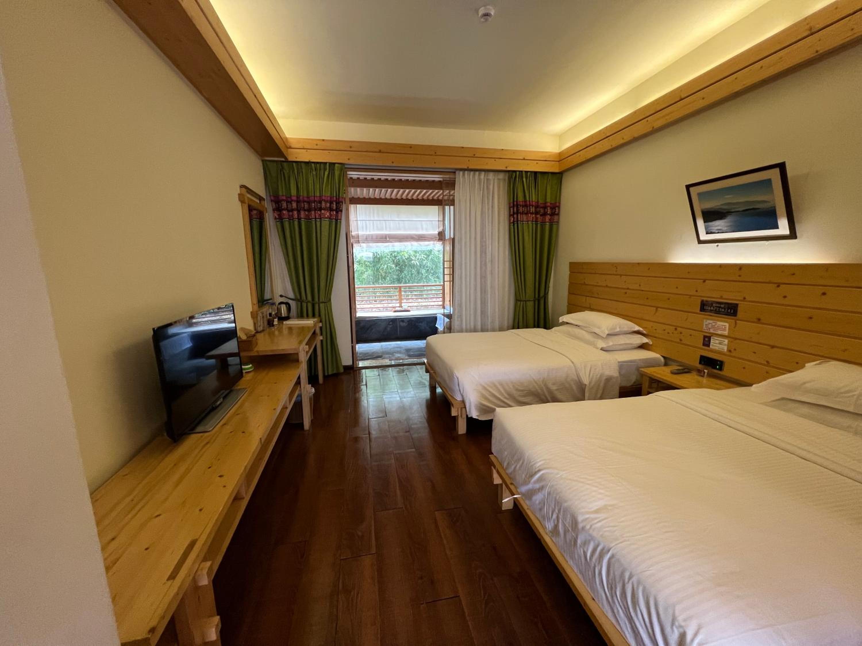 Dali Putuo Spring Hot Spring Hotel