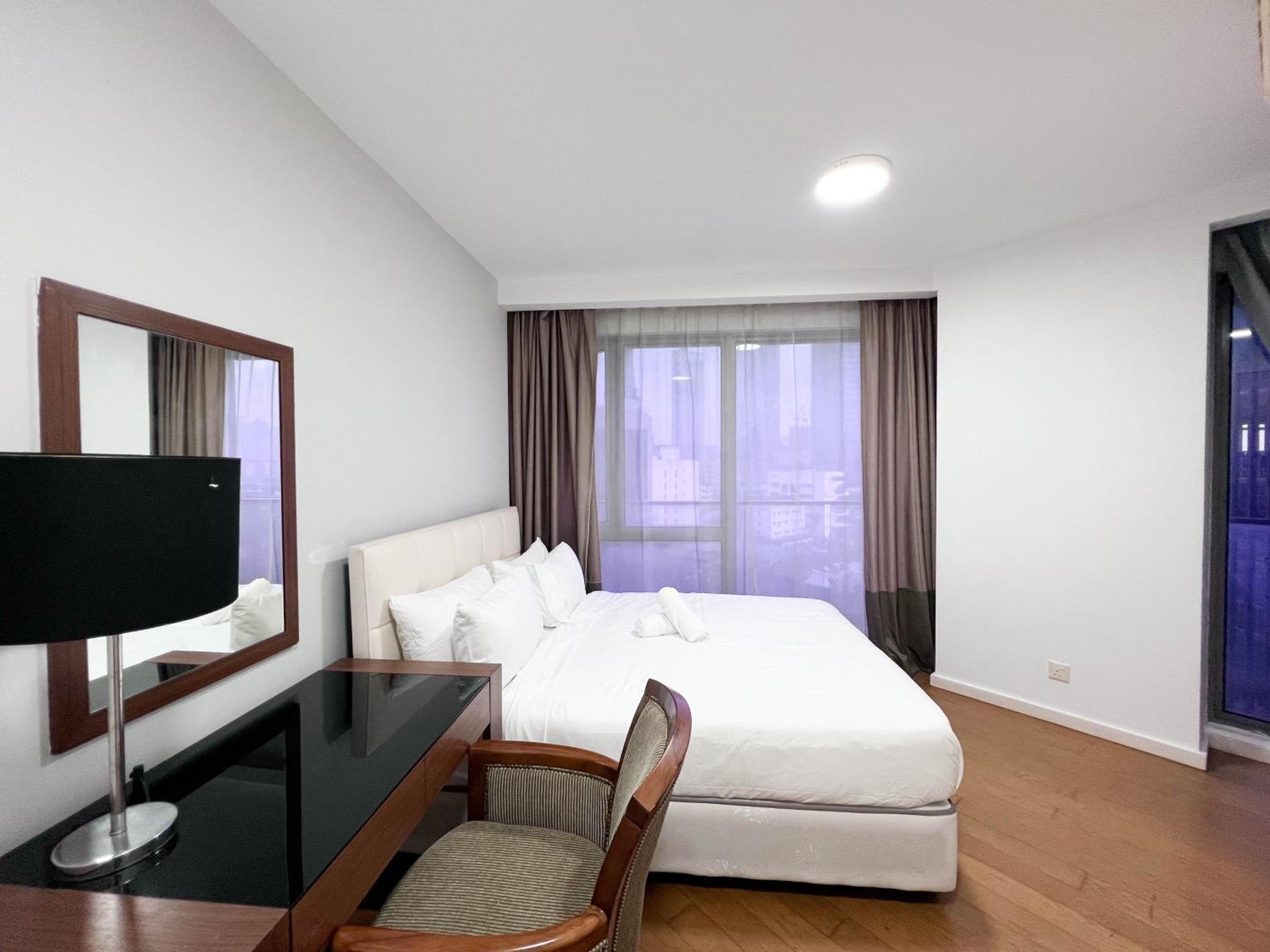 Bintang Fairlane by Manhattan Group