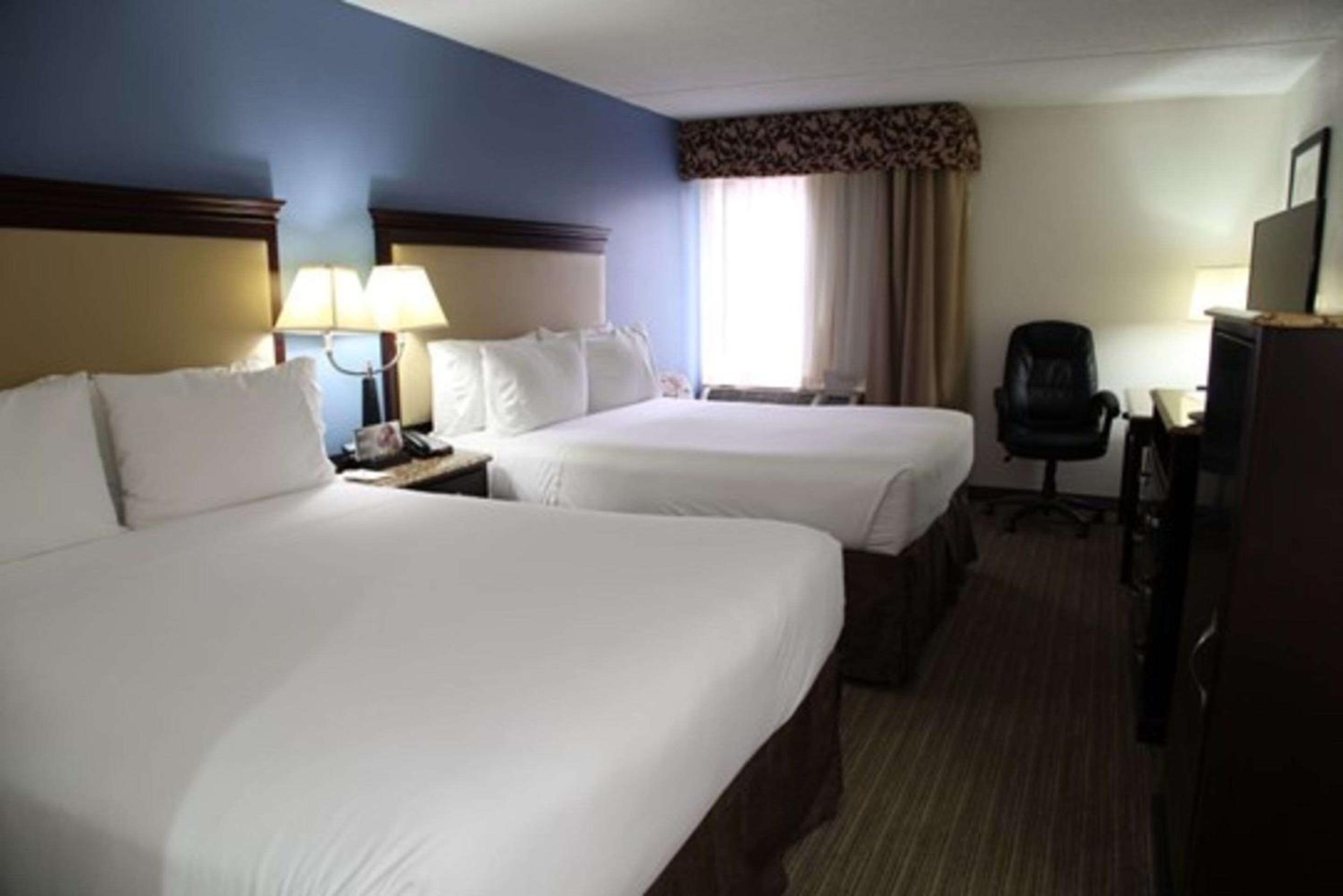 Schaumburg Vacations - Radisson Hotel Schaumburg - Property Image 18