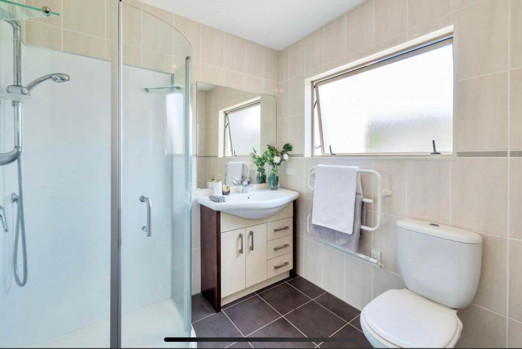 Luxury & Affordable cosy room view 5