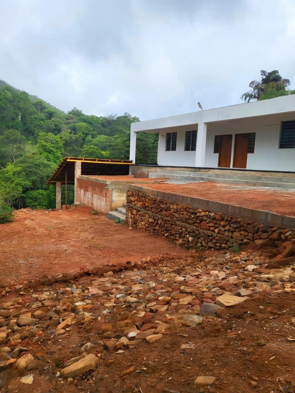 Kadnukall Homestay