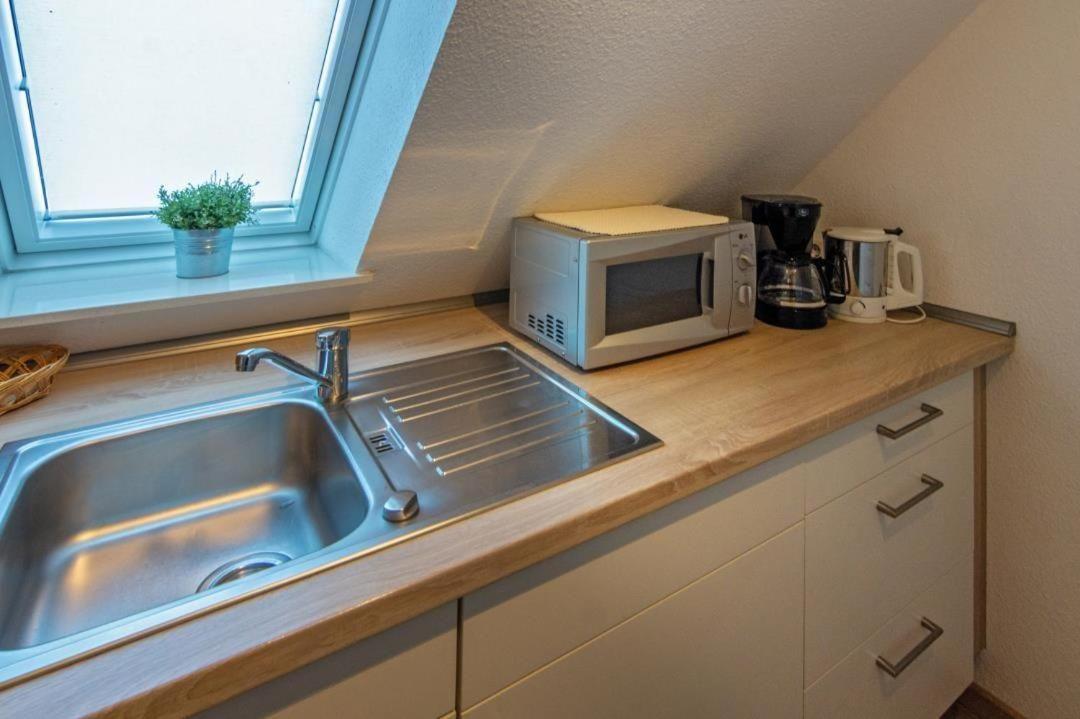Ferienwohnung-Seestern en Norden — kitchen
