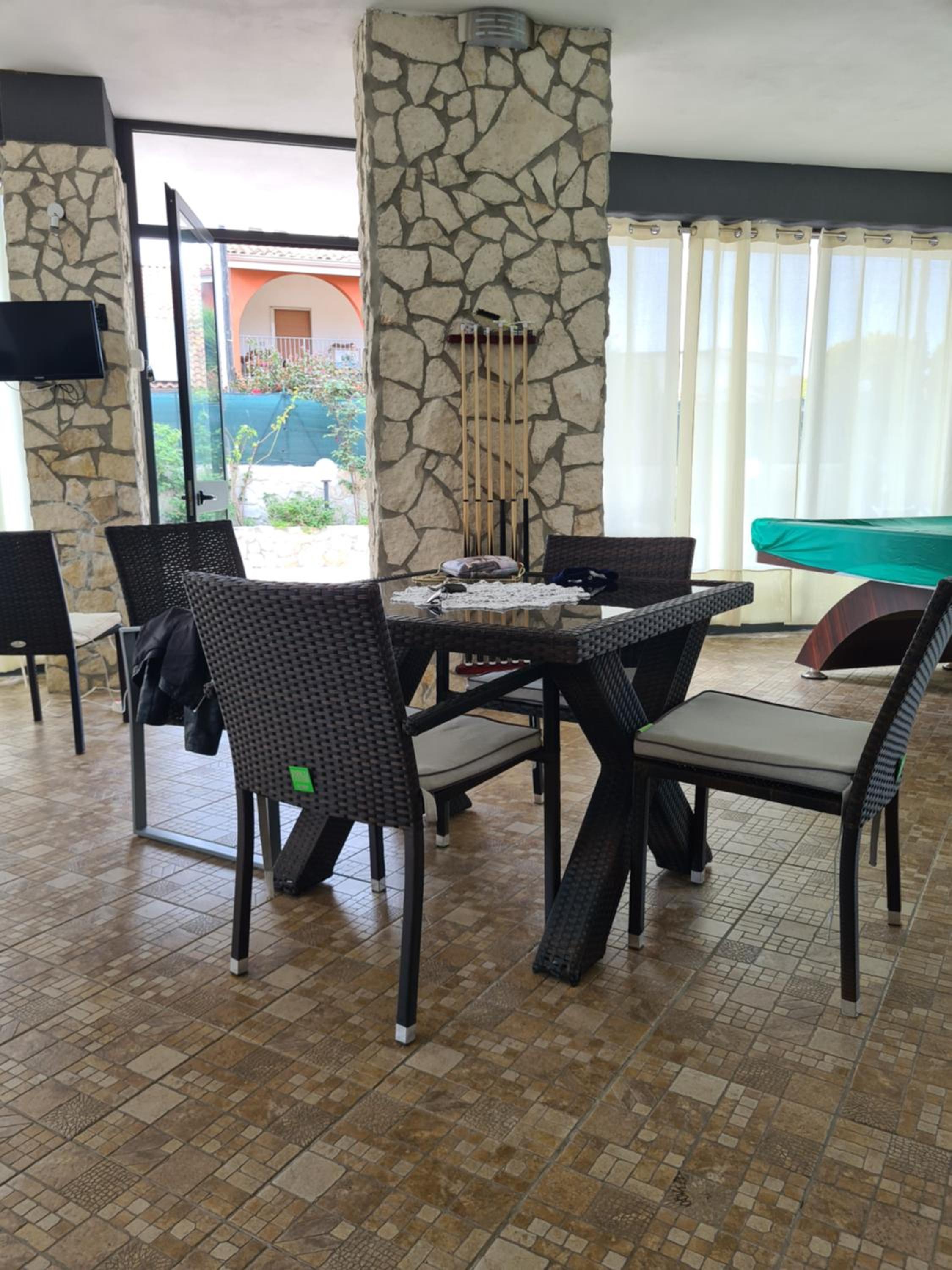 lounge