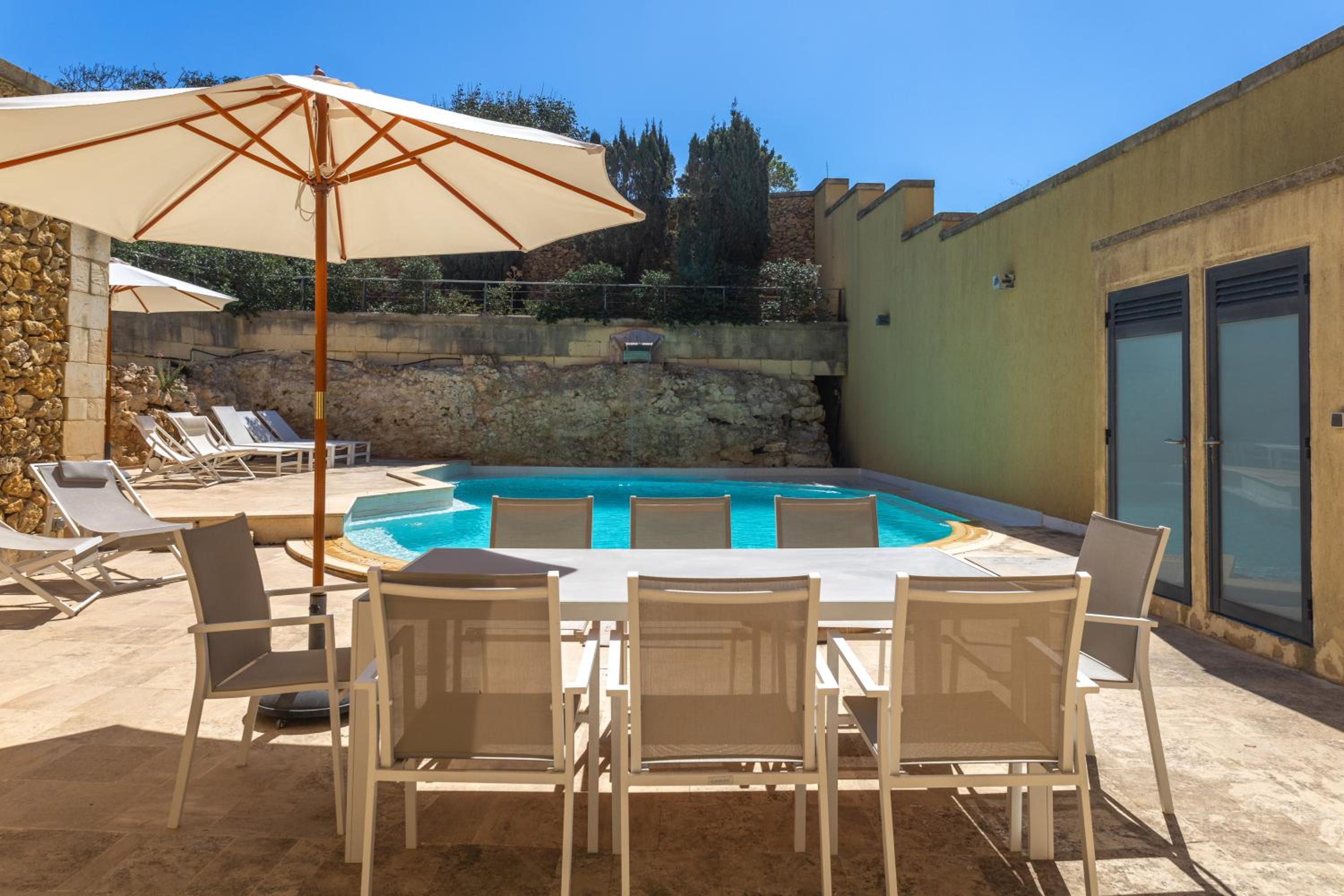 OneFifty Holiday Home