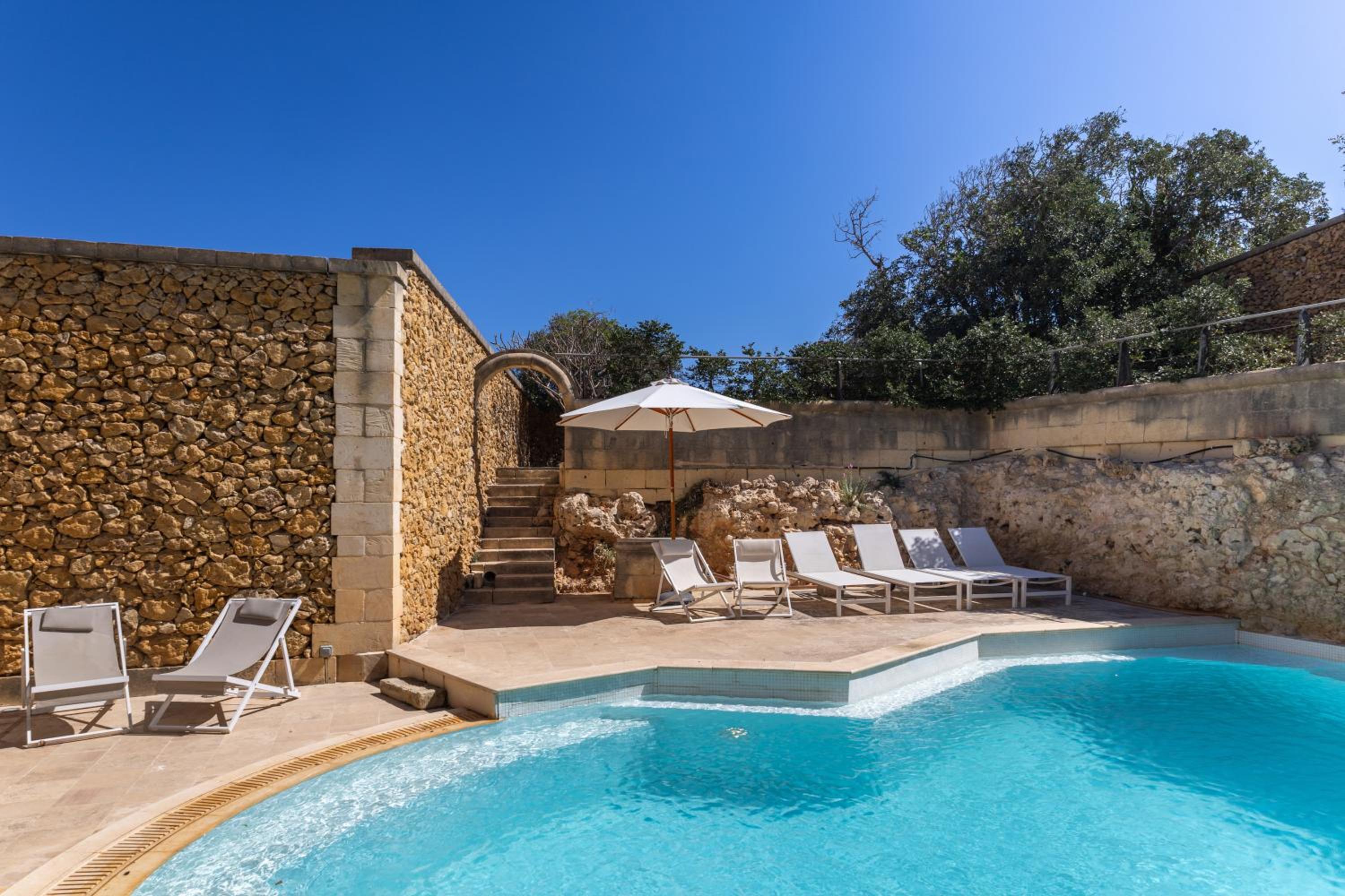 OneFifty Holiday Home