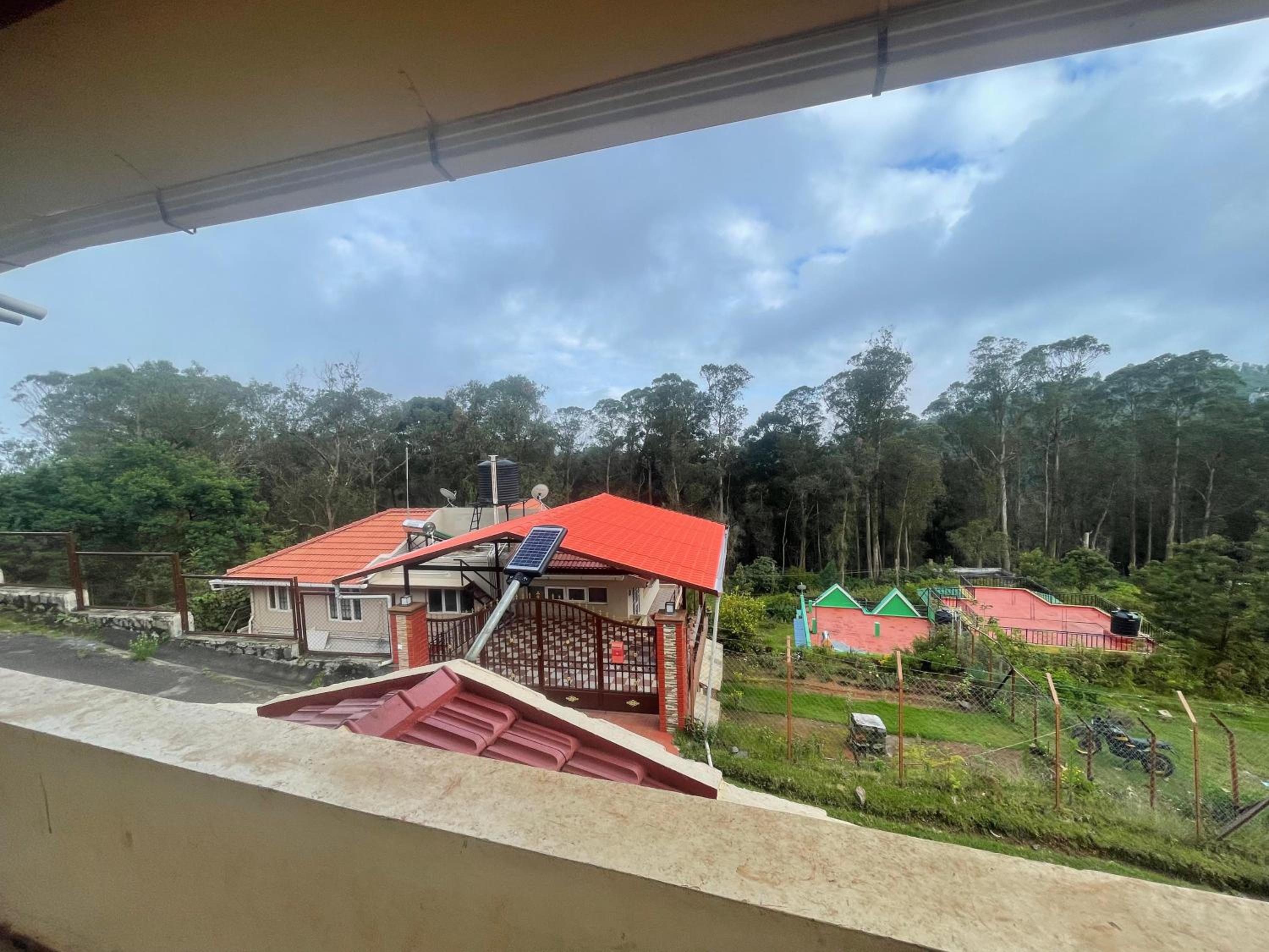 Kamalam Green Hills Guest House view 3