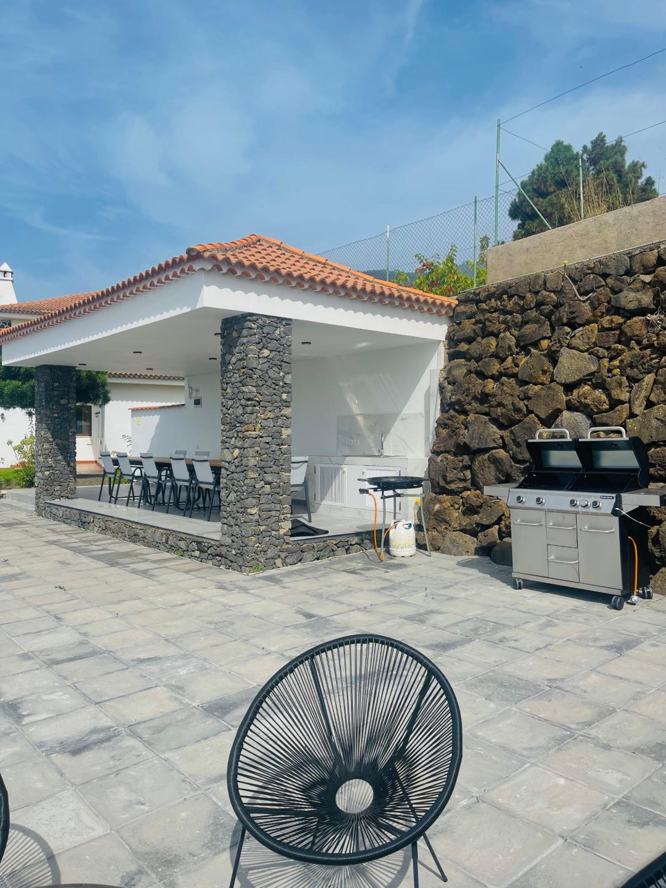 Dragon Tree Villa with Heated Private Pool Tenerife
