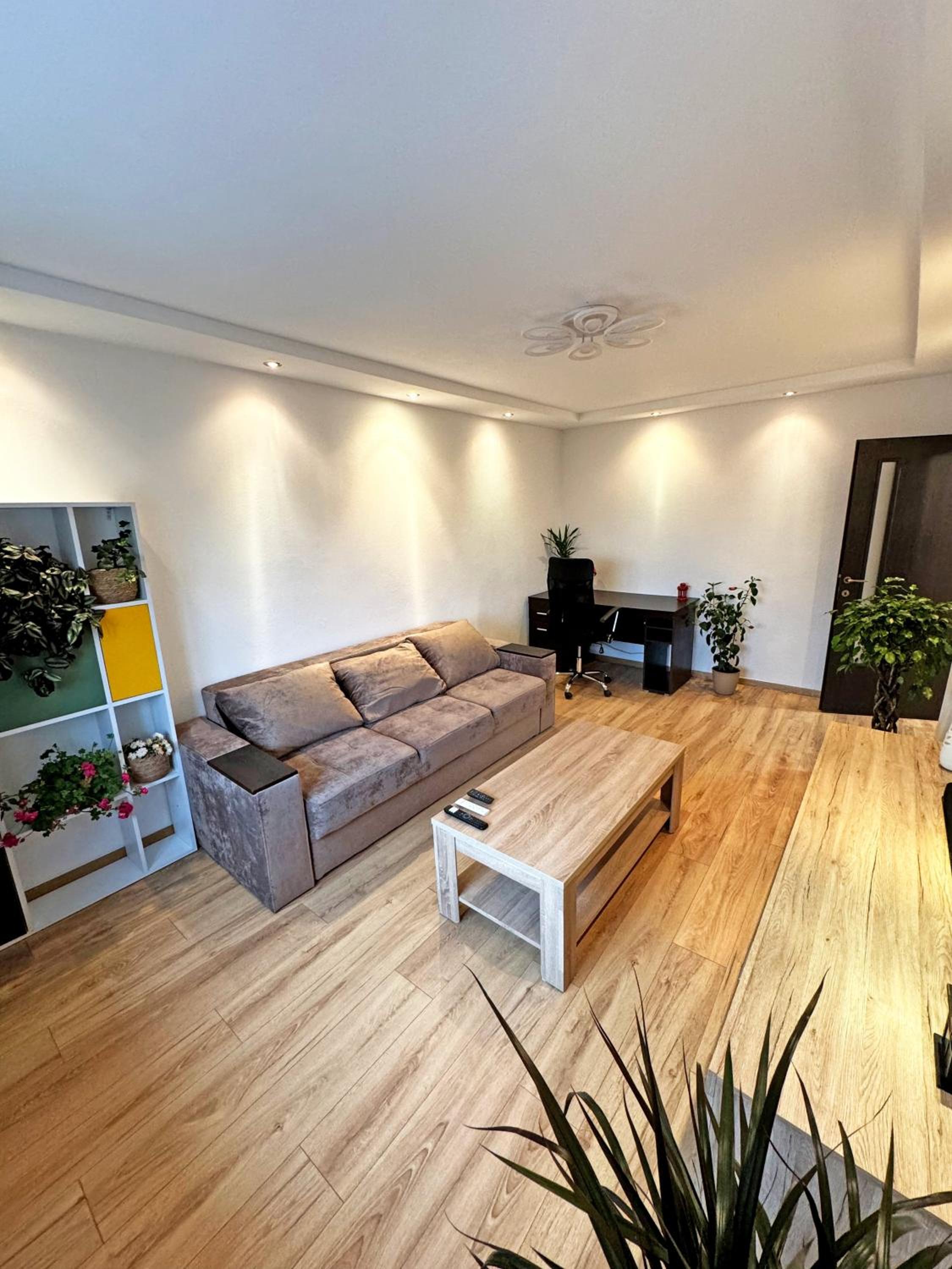 UltraCentral Apartment view 5