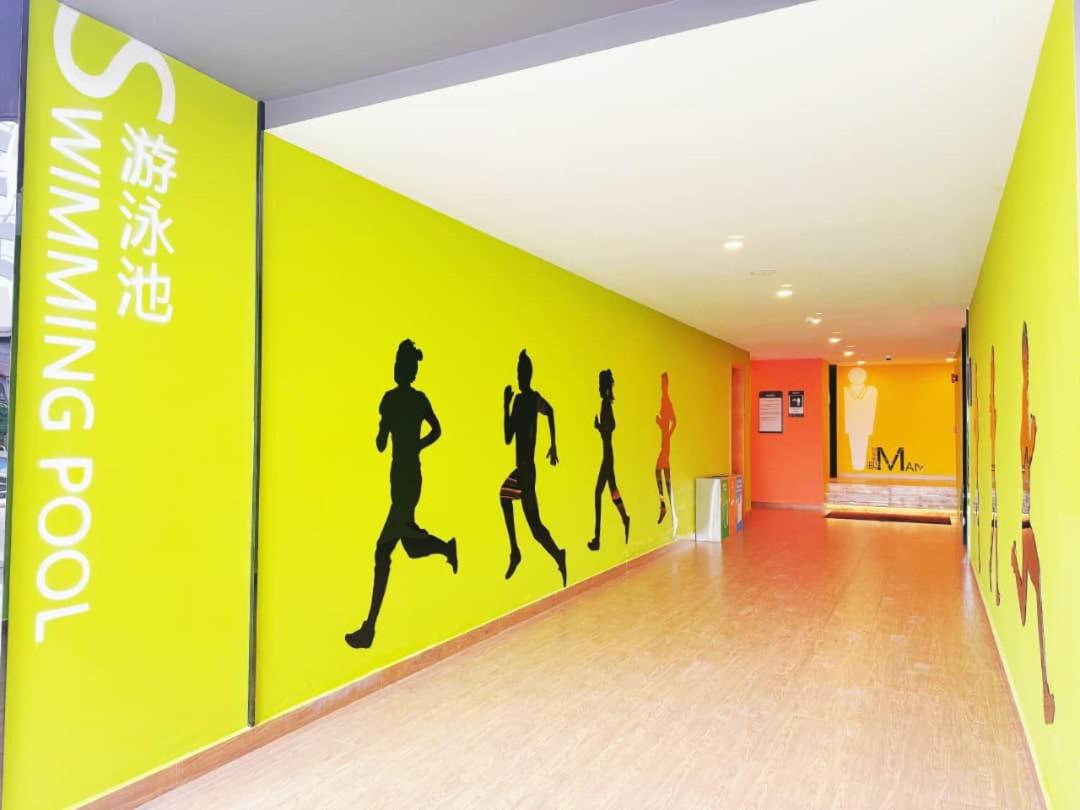 The Bess Hotel Tokyo is located adjacent to Singapore and offers sea views It is a three bedroom family business smart room with sea views in Princess Bay